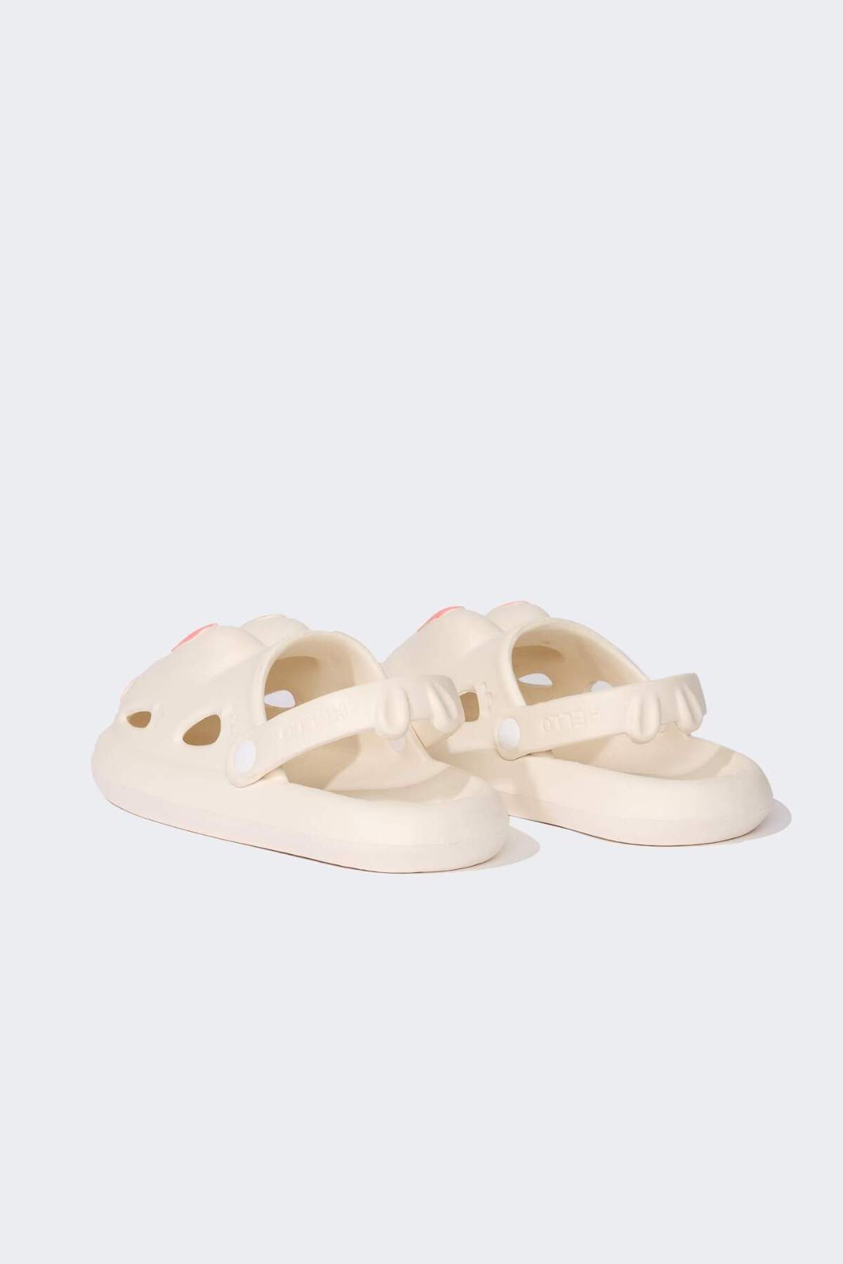 Women’s sandals with flat sole from Eva D8943AX25SM