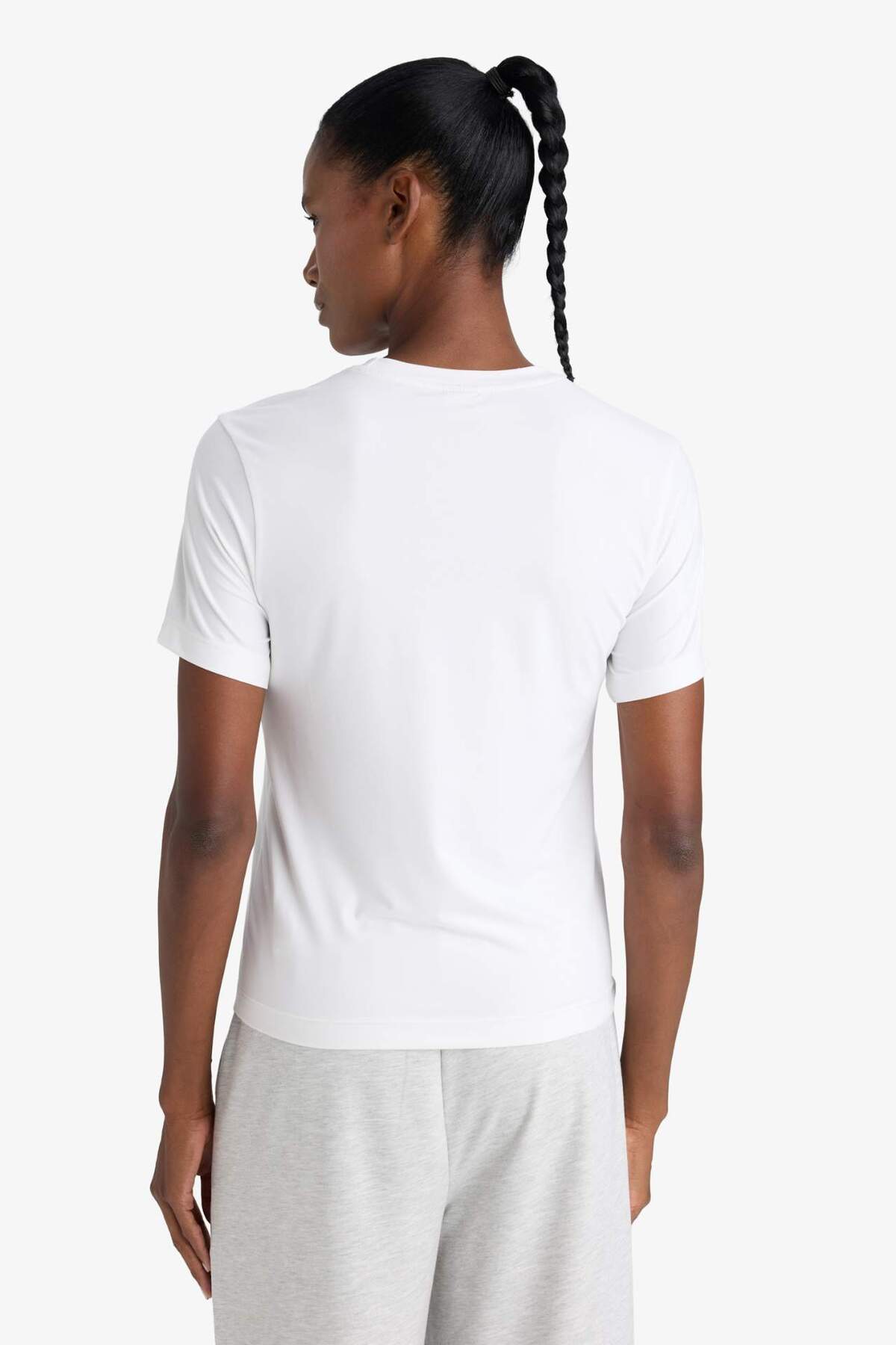 Defacto  Standart Fıt Bisiklet Yaka Sporcu Kısa Kollu Tişört D2296AX25SP - Görsel 6