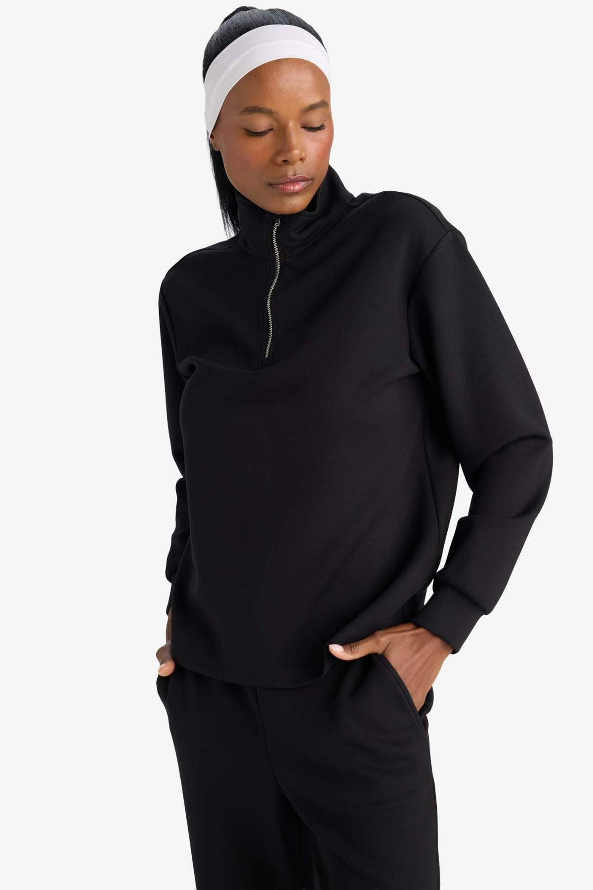 Defacto  Oversize Geniş Kalıp Yarım Fermuarlı Modal Sporcu Sweatshirt D7126AX25SP - Görsel 4