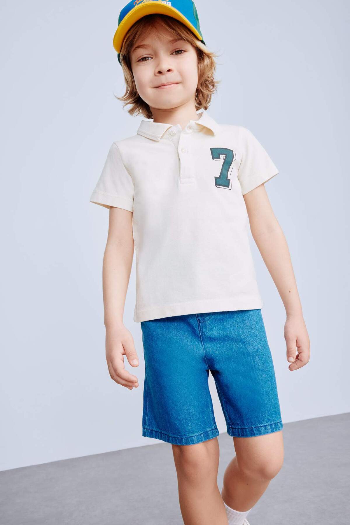 Defacto Polo Yaka Baskılı Pike Kısa Kollu Tişört Erkek Bebek E1126A525SM fotoğrafı 2 (önizleme)