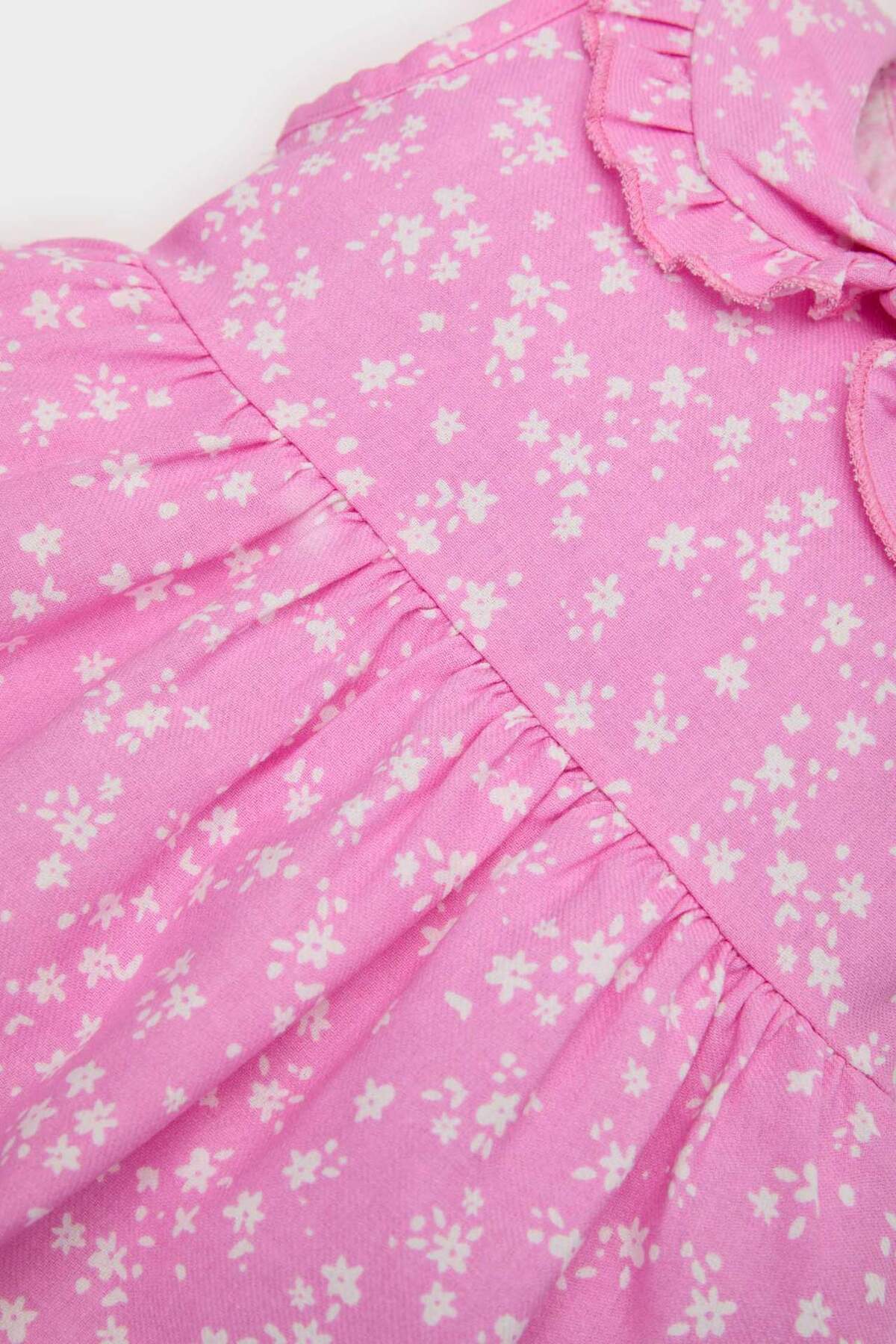 Defacto %100 Pamuklu Çiçekli Elbise Kız Bebek E5812A525SP fotoğrafı 3 (önizleme)