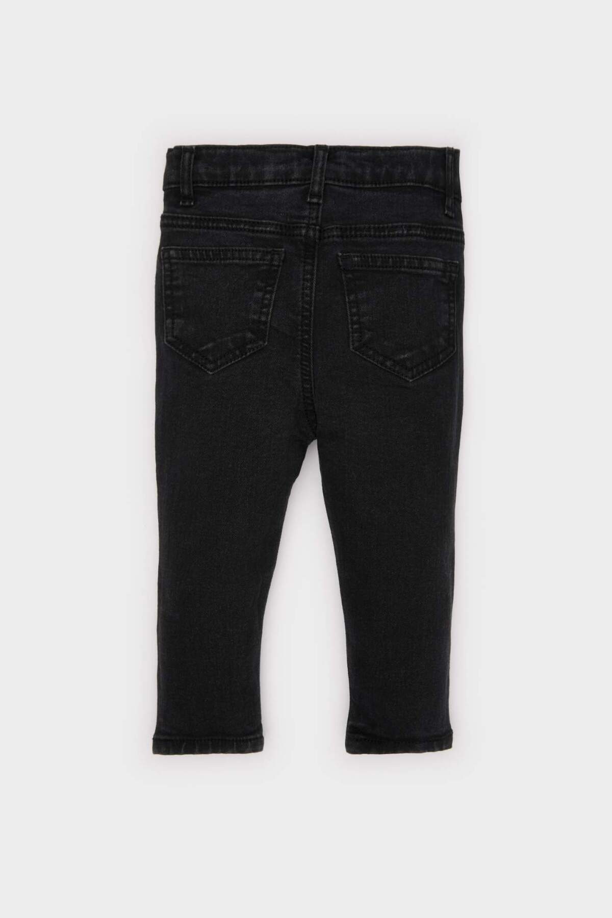 Defacto Düz Paça Basic Düz Jean Pantolon Erkek Bebek B6744A525SP fotoğrafı 4 (önizleme)