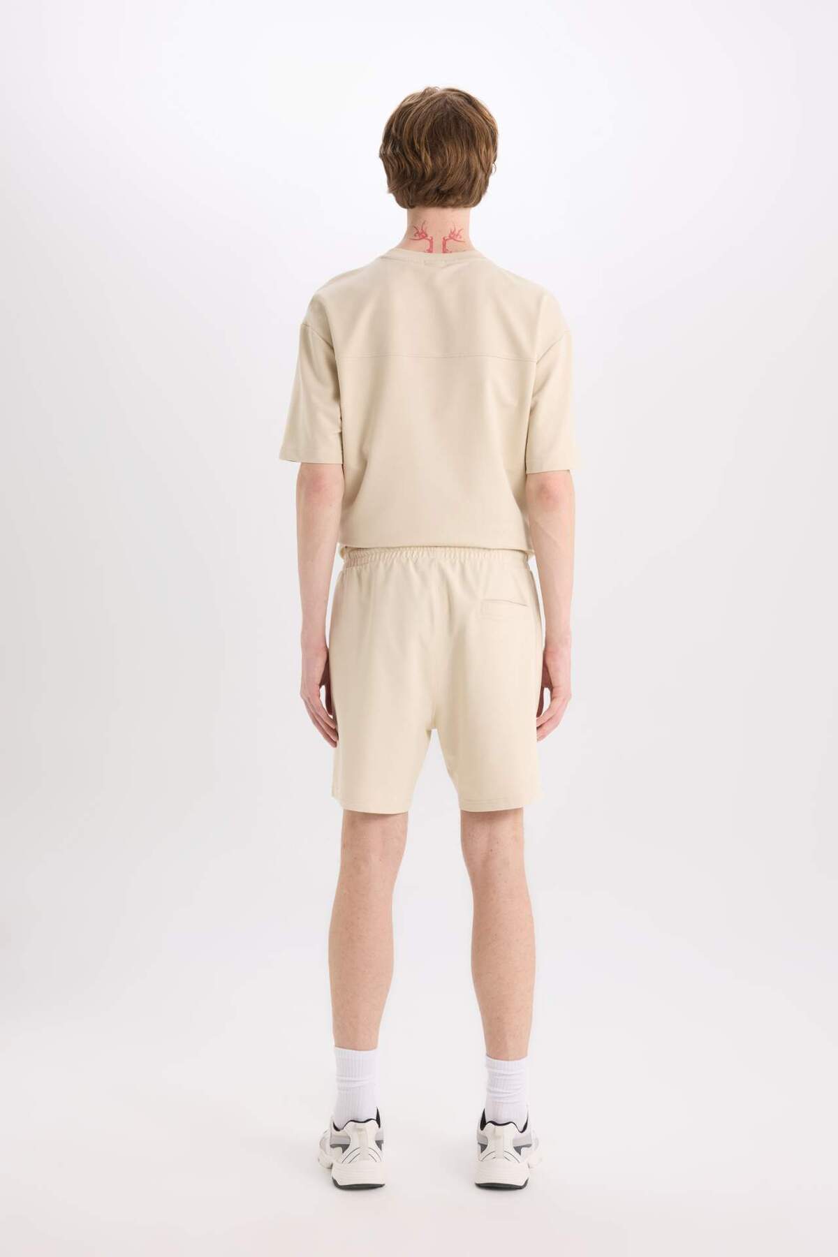 DeFacto Slim Fit Dar Paça Basic Şort B8674AX25SP görsel 7