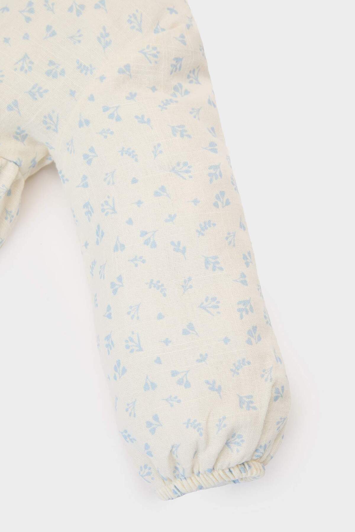 Defacto 2'li Takım Çiçekli Müslin Uzun Kollu Bluz Beli Lastikli Geniş Bol Paça Pantolon Kız Bebek E5708A525S fotoğrafı 4 (önizleme)