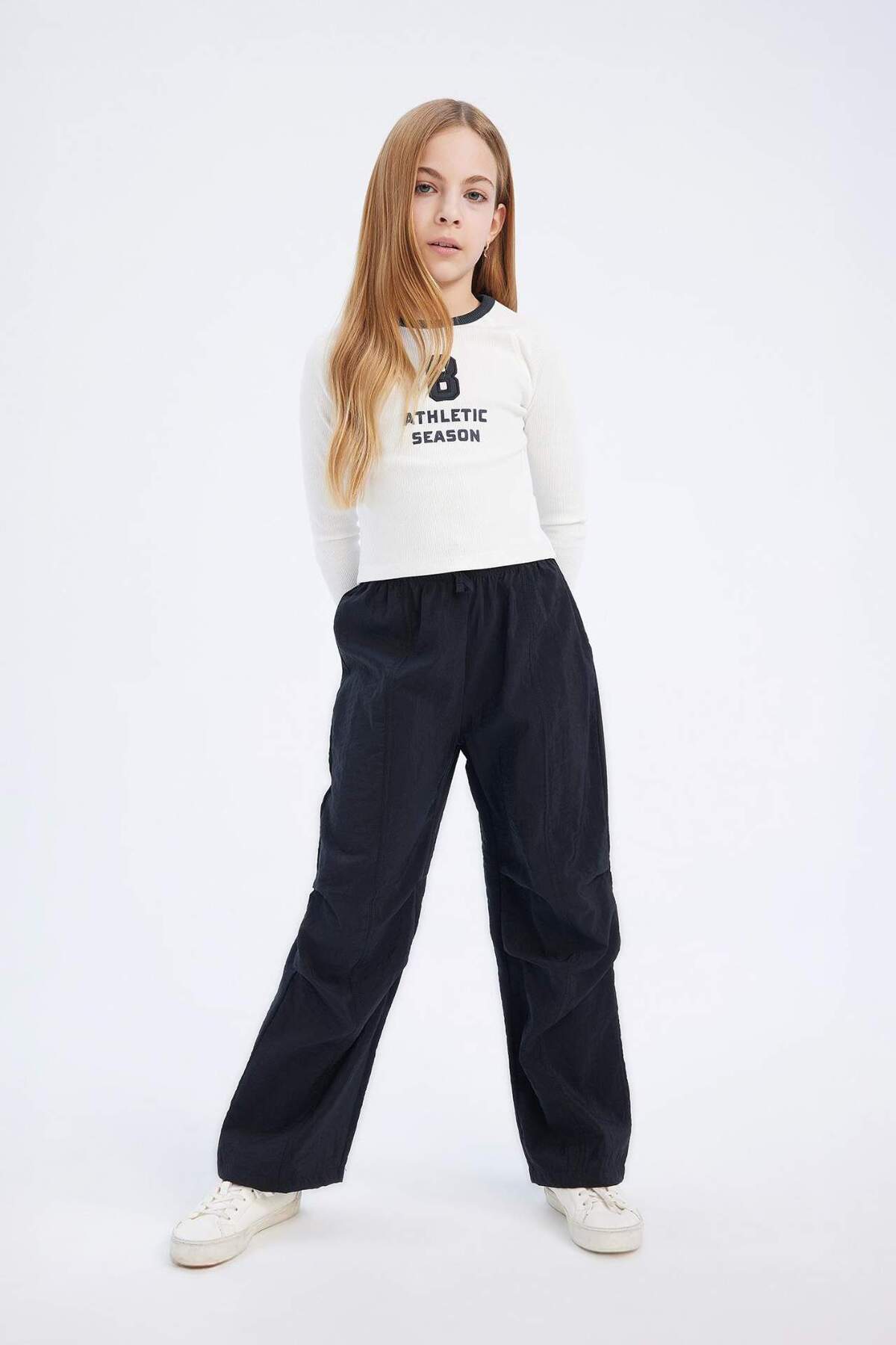 Beli Lastikli Düz Paça Paraşüt Pantolon Kız Çocuk D7605A825SM