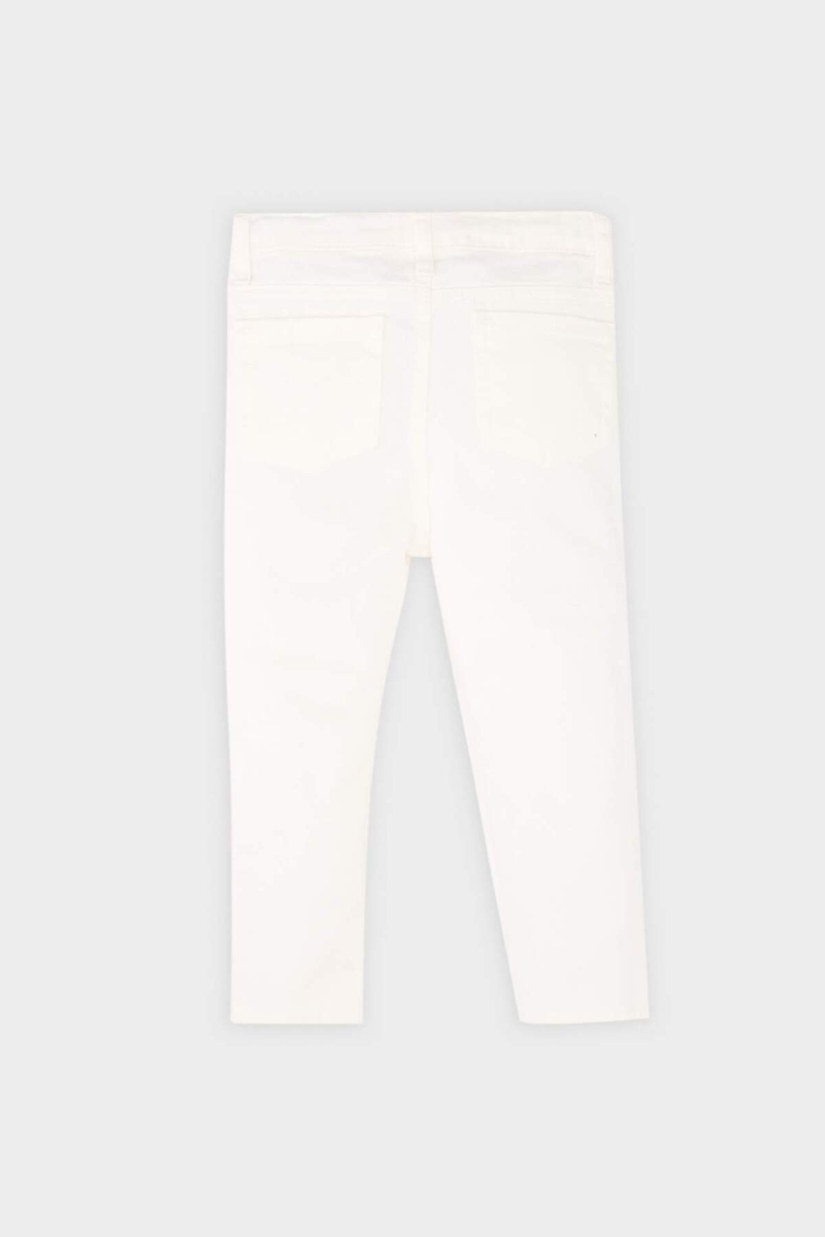 Defacto Basic Düz Beyaz Jean Pantolon Erkek Bebek E1854A525SP fotoğrafı 4 (önizleme)