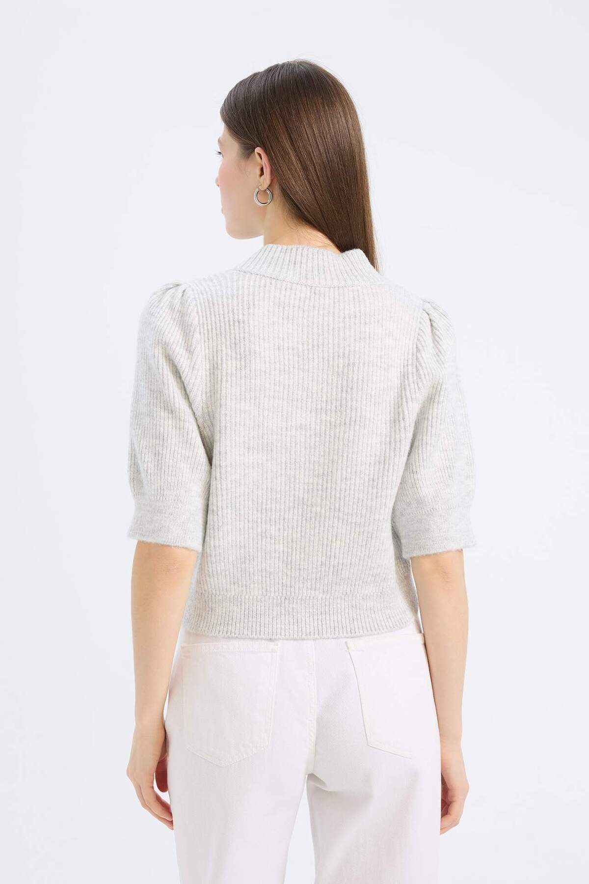 Defacto  Fitted V Yaka Düğmeli Kısa Kollu Triko Hırka E6906AX25SP - Görsel 5