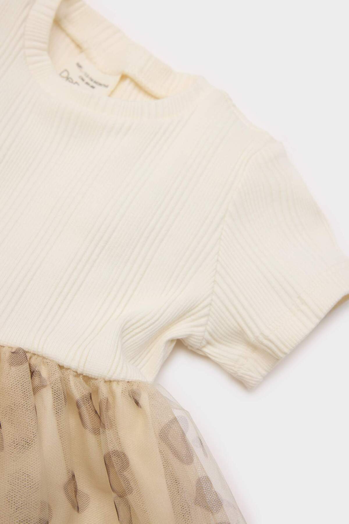 Defacto Kısa Kollu Fitilli Kaşkorse Kalp Desenli Tütü Etekli Elbise Kız Bebek E5488A525SM fotoğrafı 2 (önizleme)