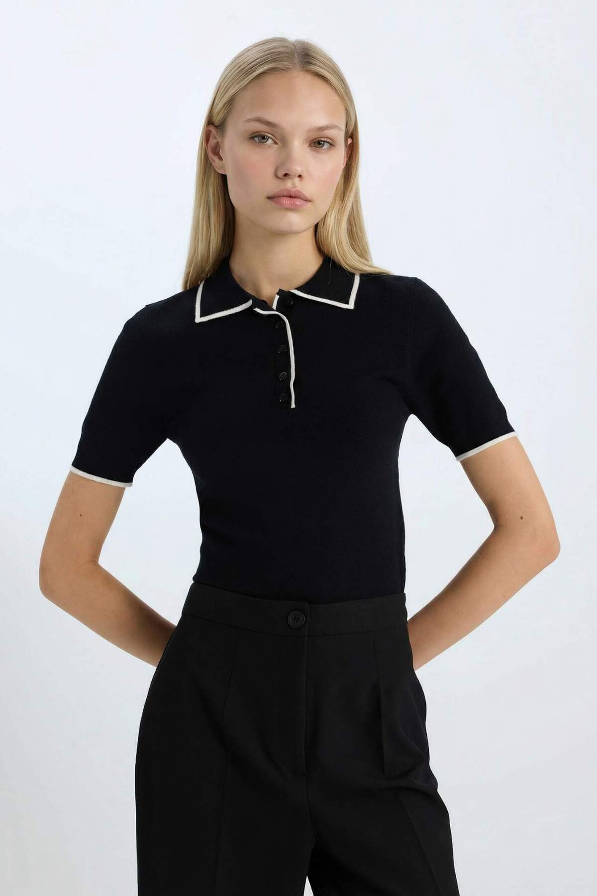 Defacto Fitted Polo Yaka Kısa Kollu Triko Tişört C1498AX25SP