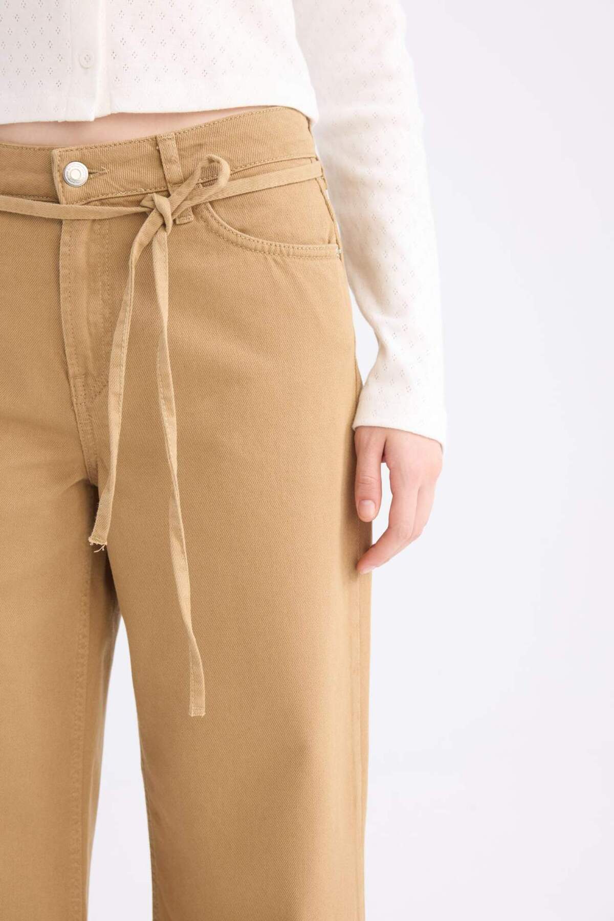 DeFacto %100 Pamuk Gabardin Pantolon Wide Leg Yüksek Bel Geniş Bol Paça E1794AX24WN görsel 8