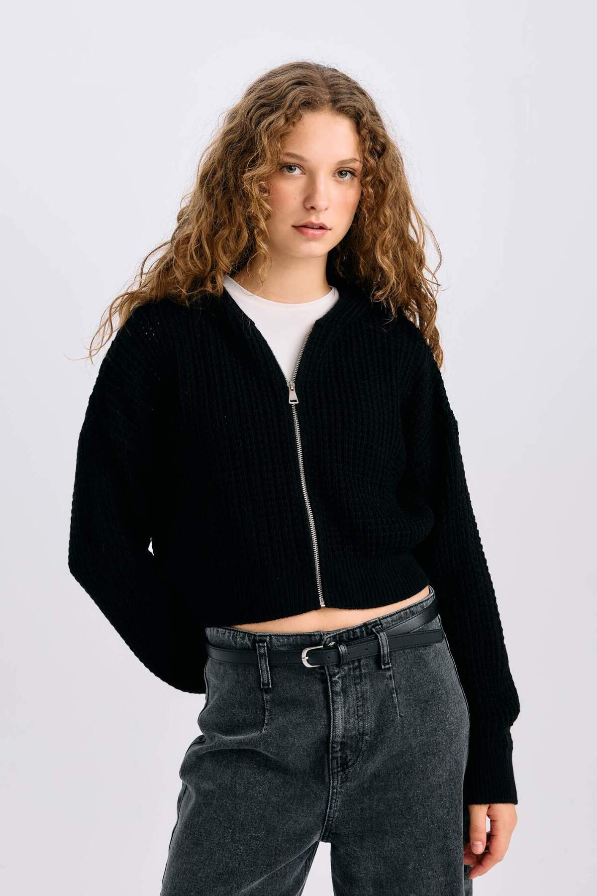 Defacto  Regular Fit Kapüşonlu Fermuarlı Triko Hırka E2269AXNS