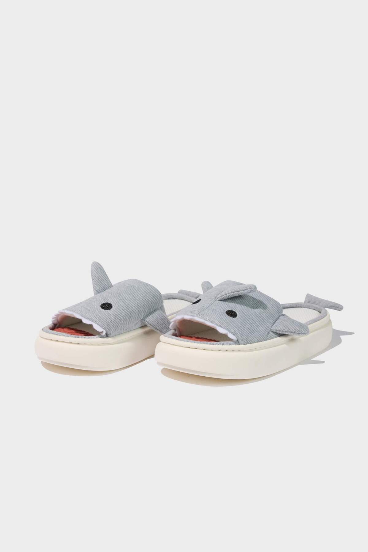 Men's Shark Themed Flat Sole Home Slippers E2291AX24WN