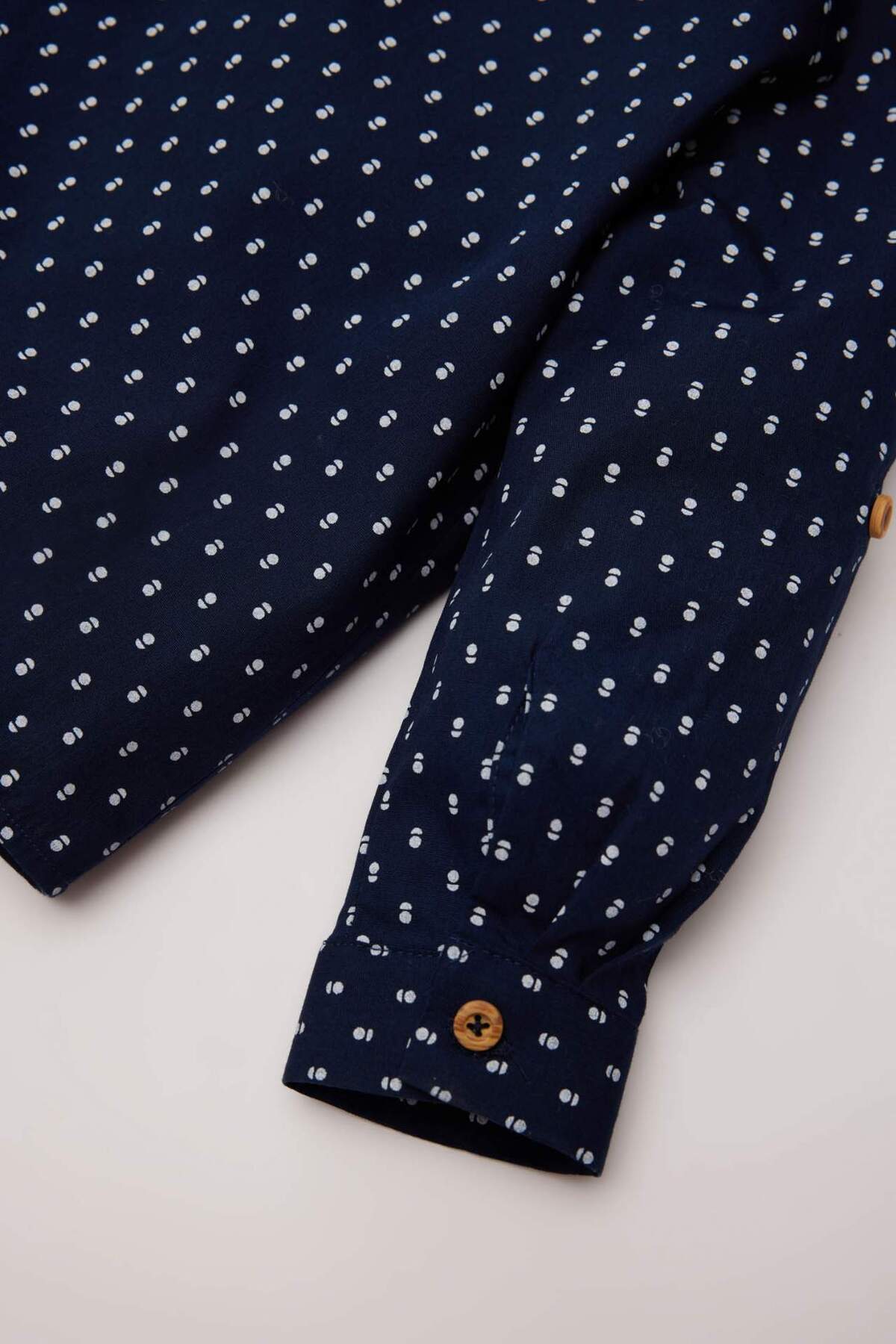 Defacto Erkek Bebek 2li Takım Desenli Gömlek Beli Lastikli Pantolon D9337A525SP fotoğrafı 4 (önizleme)