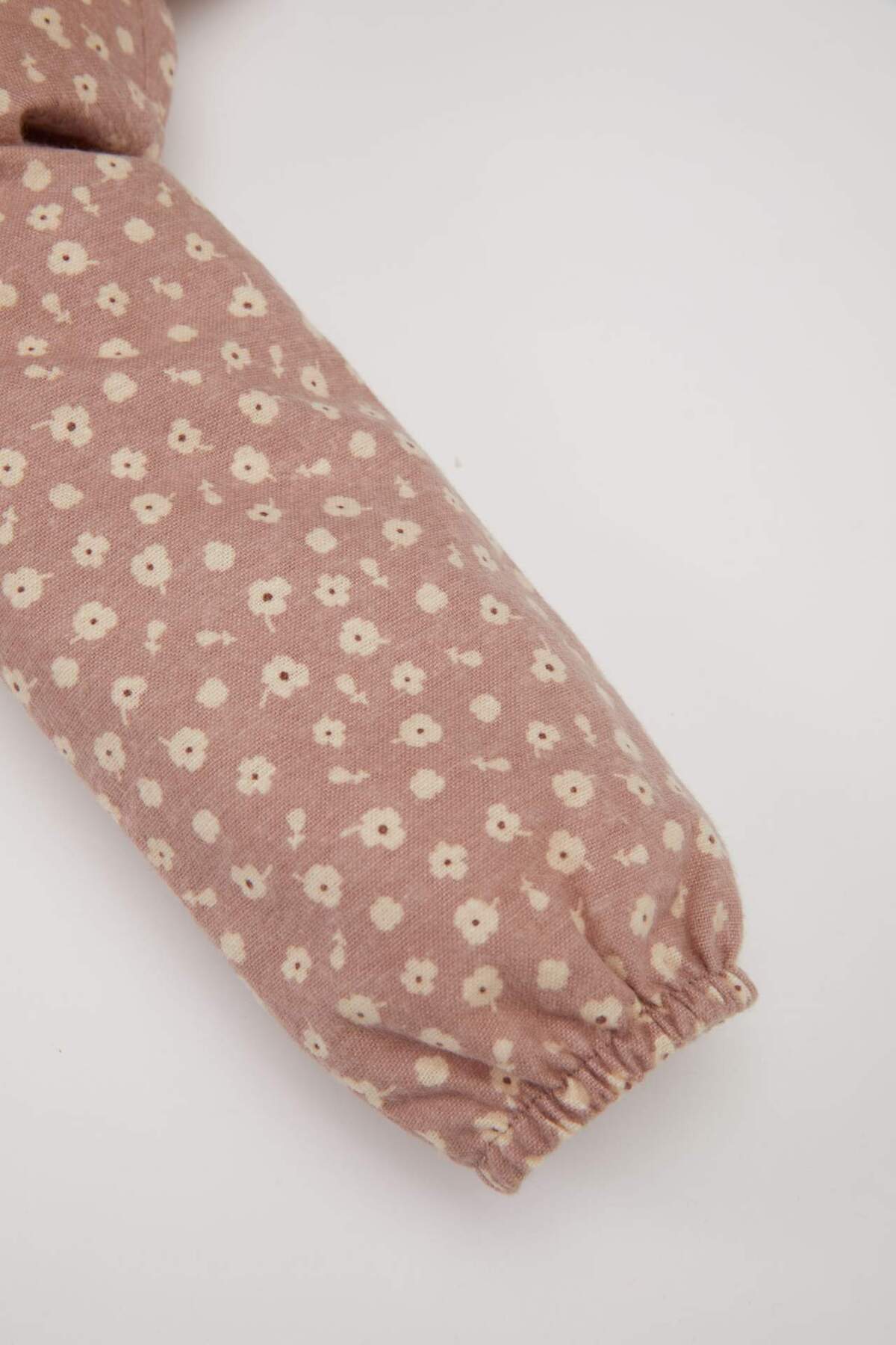 Defacto Çiçekli Uzun Kollu Pazen Elbise Kız Bebek D5636A524WN fotoğrafı 3 (önizleme)