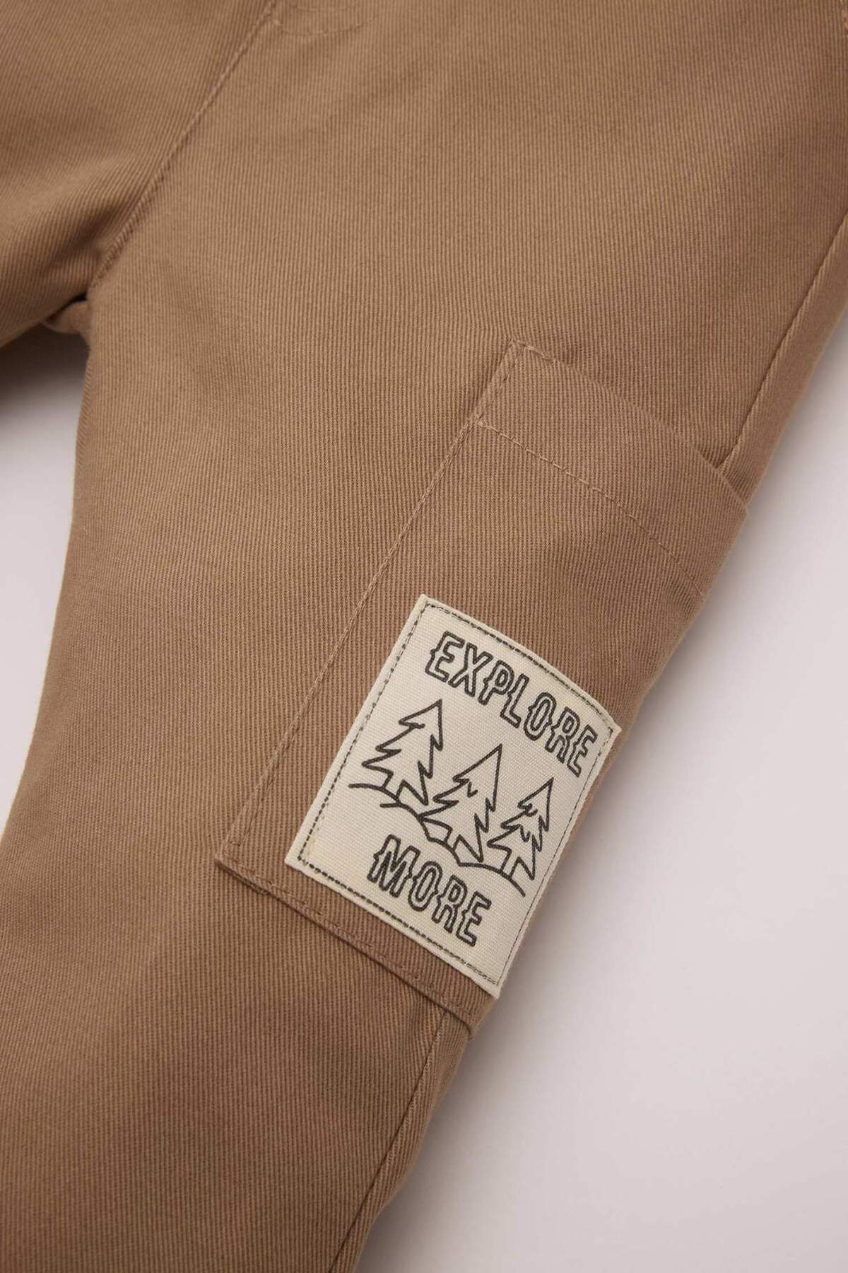 Defacto Dokuma Etiketli Beli Lastikli Gabardin Pantolon Erkek Bebek D5692A524WN fotoğrafı 3 (önizleme)