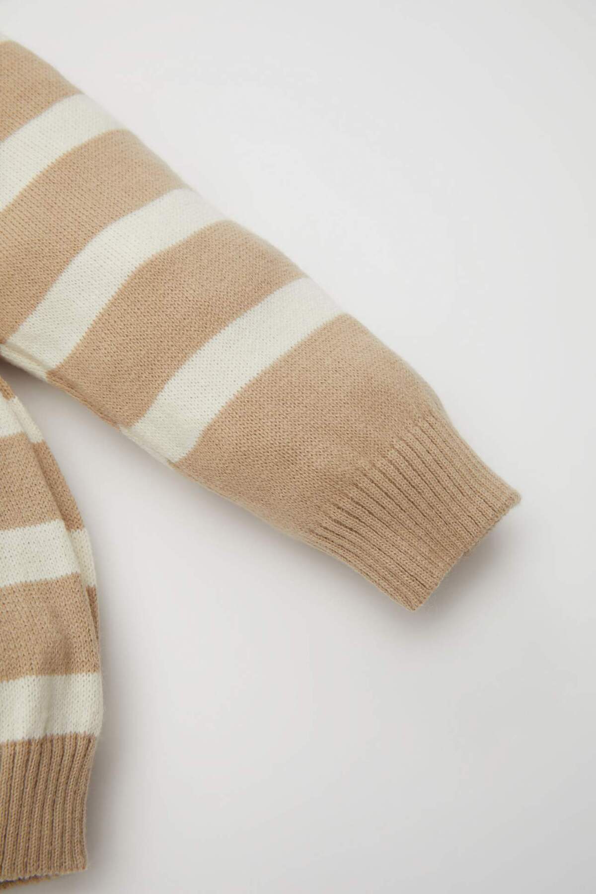 Defacto 2li Takım Çizgili Polo Yaka Triko Kazak İspanyol Paça Triko Tayt Kız Bebek C8453A524WN fotoğrafı 4 (önizleme)