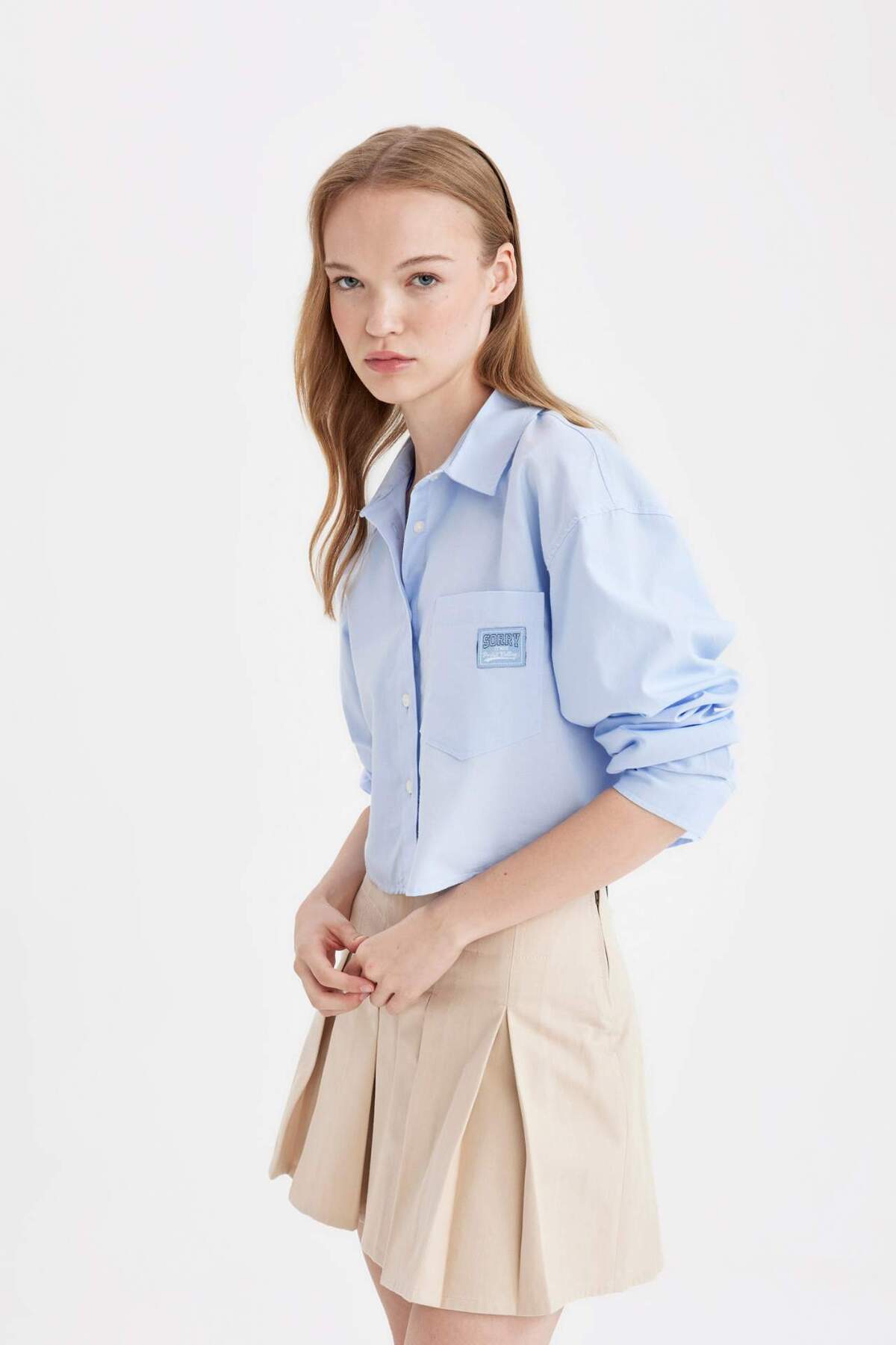 Defacto  Oversize Geniş Kalıp Basic Düz Cepli Oxford Uzun Kollu Crop Gömlek D4031AX24AU - Görsel 3