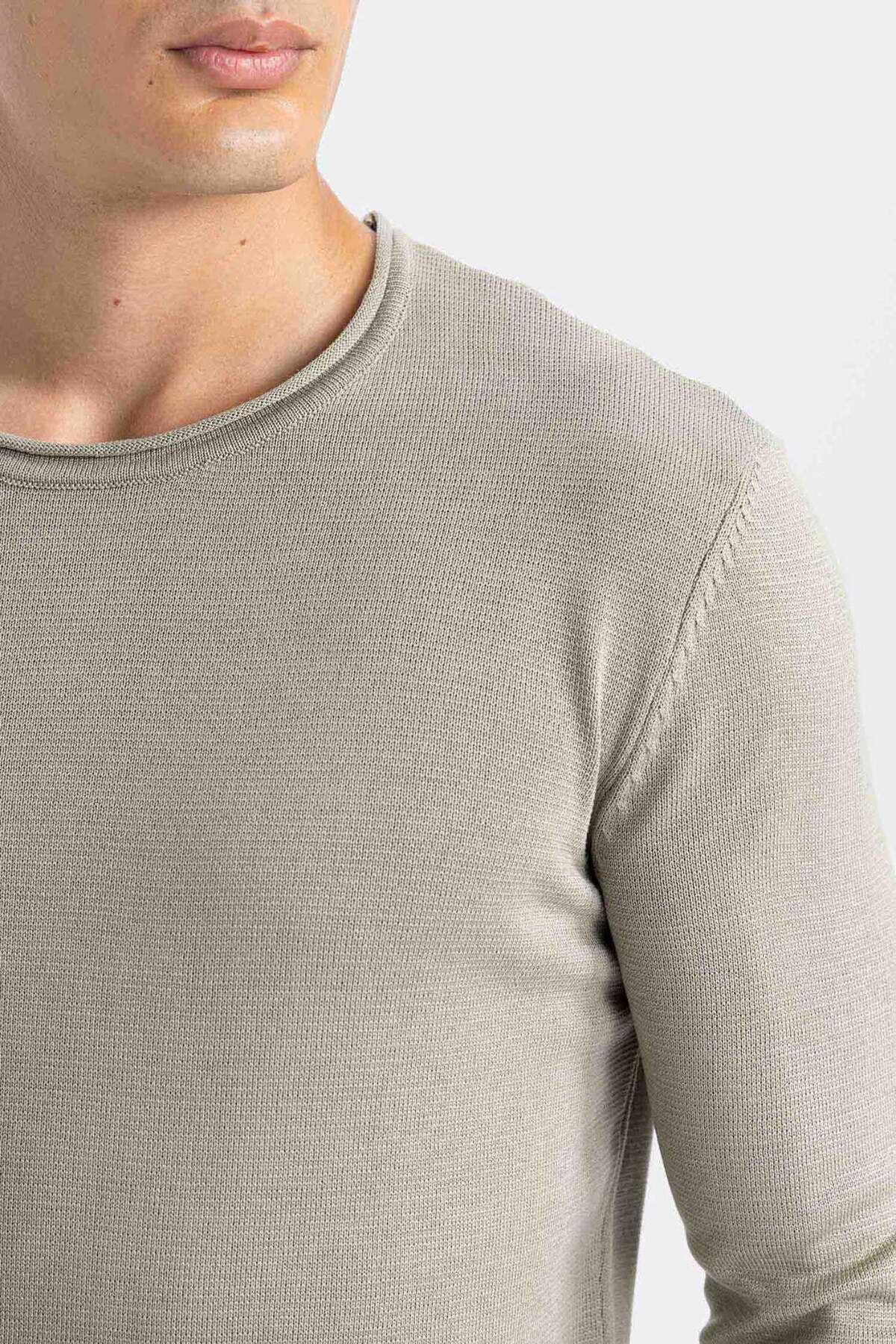 Relax Fit Bisiklet Yaka Basic Düz Triko Kazak D3278AX24WN — خاکی — تصویر 5 از 6