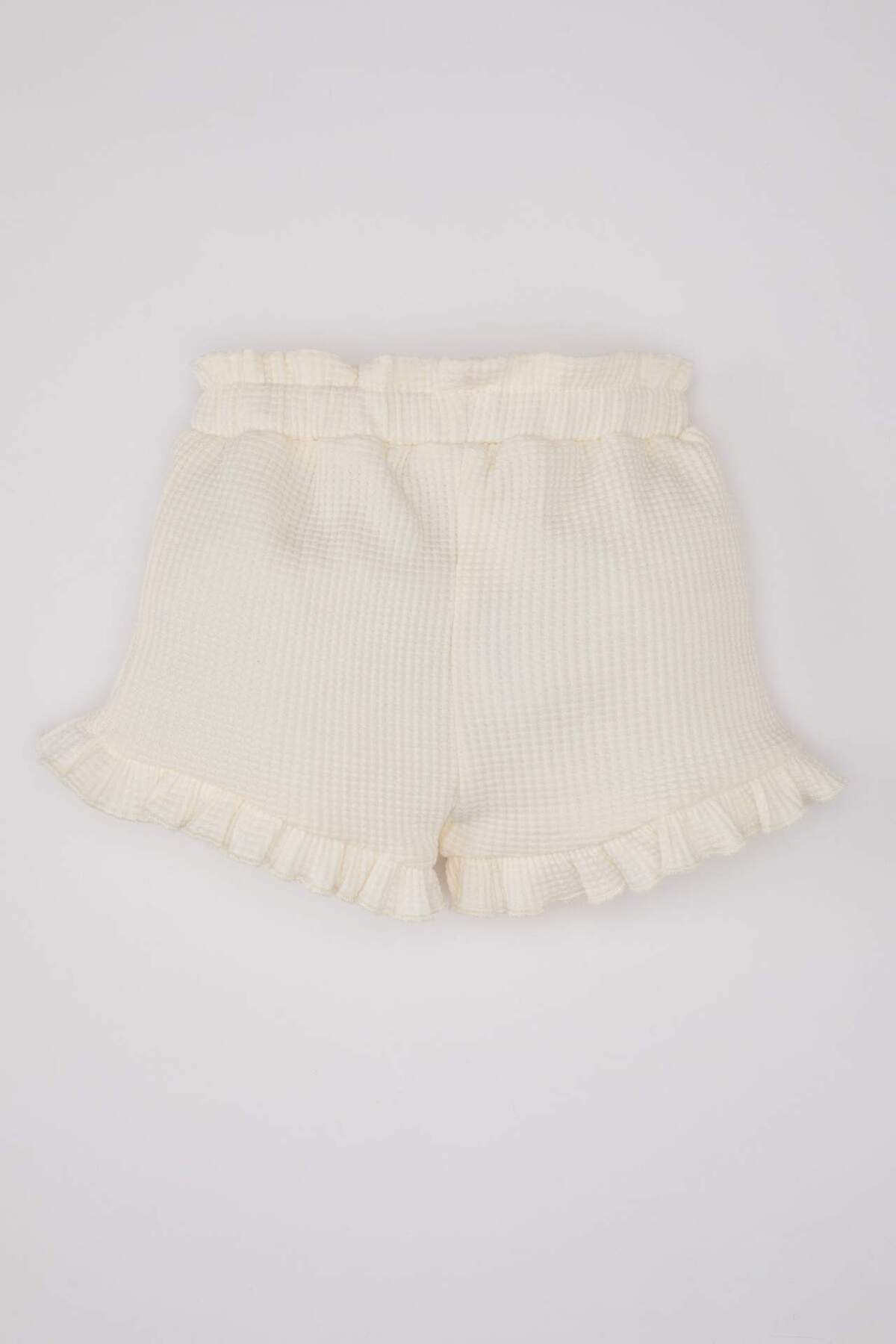 Defacto Comfort Fıt Waffle Şort Kız Bebek A8043A524SM fotoğrafı 4 (önizleme)