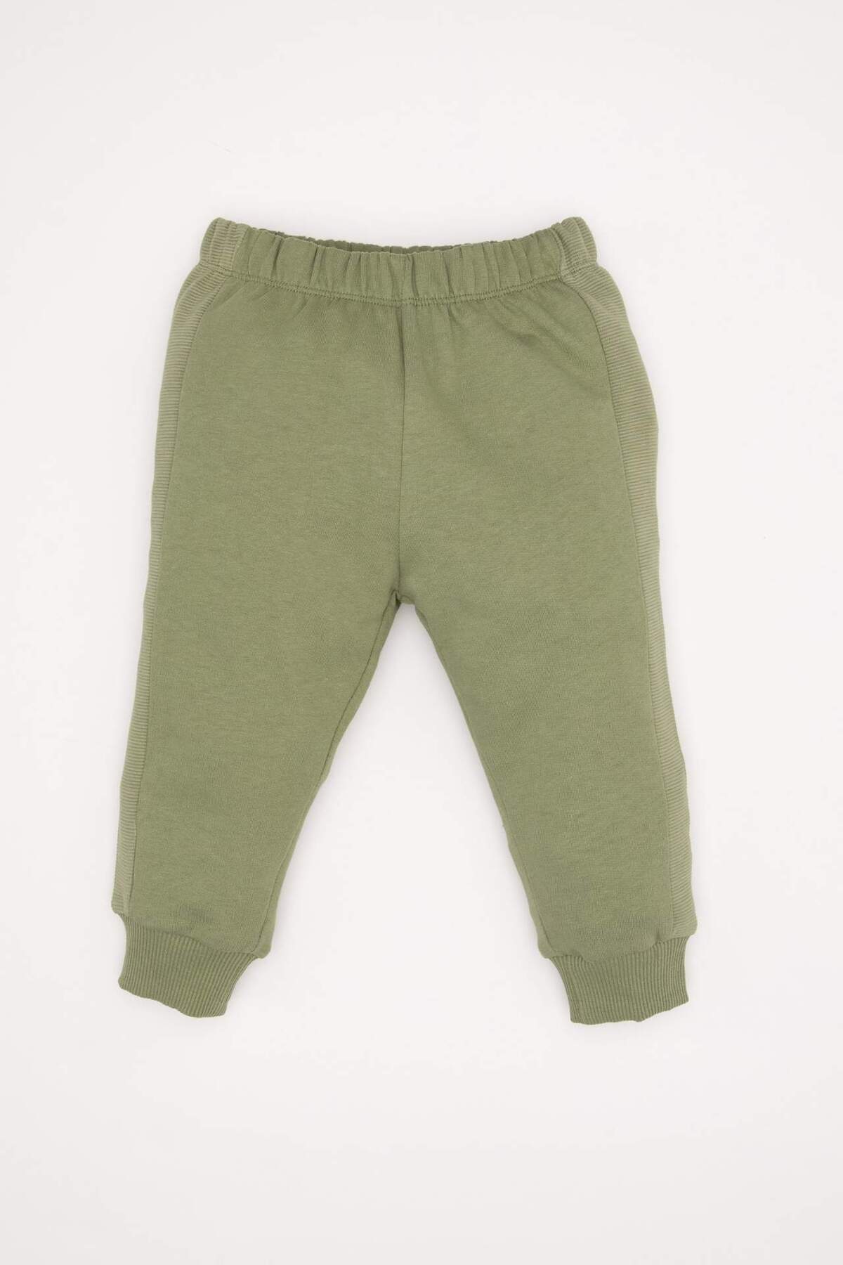 Defacto Erkek Bebek 2li Takım Baskılı Sweatshirt Beli Lastikli Eşofman Altı D5935A524WN fotoğrafı 2 (önizleme)