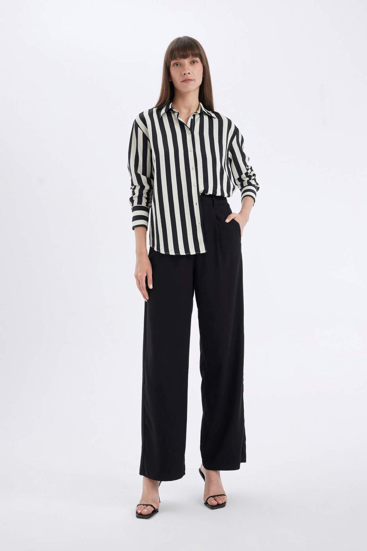 Defacto  Oversize Geniş Kalıp Çizgili Uzun Kollu Gömlek D4511AX24AU - Görsel 2