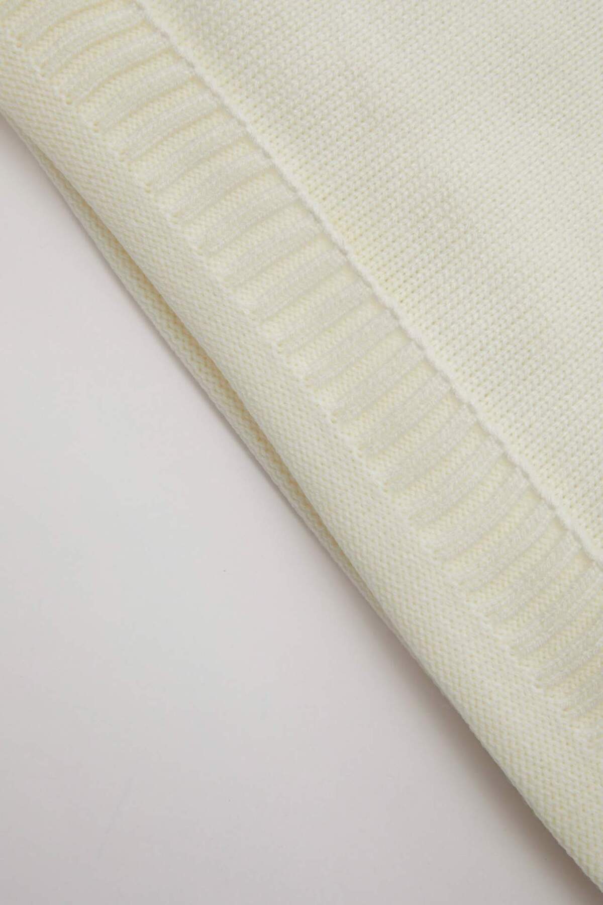 Defacto Yazı Baskılı Bisiklet Yaka Triko Kazak Kız Bebek C8089A524AU fotoğrafı 3 (önizleme)