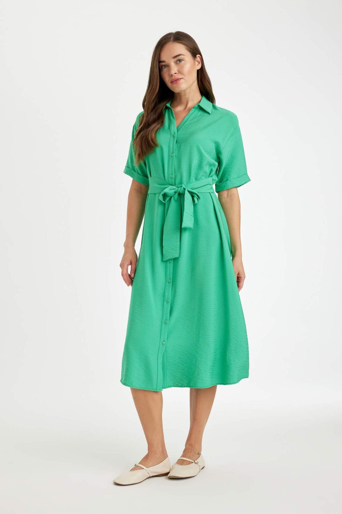 DeFacto Regular Fit Hemdkragen-Kurzarmkleid D4055AXNS
