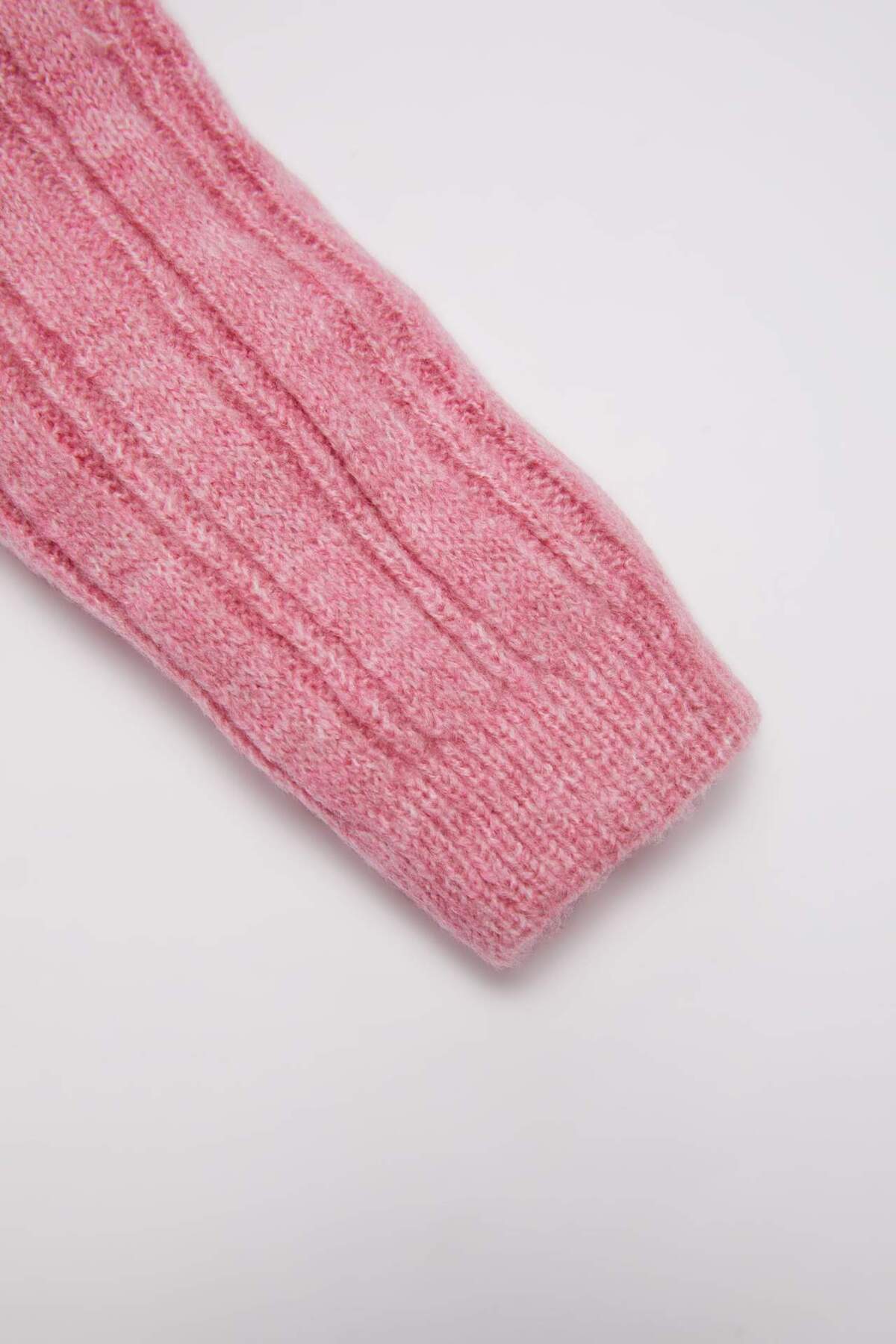 Defacto Bisiklet Yaka Triko Pembe Kazak Kız Bebek C8314A524WN fotoğrafı 3 (önizleme)