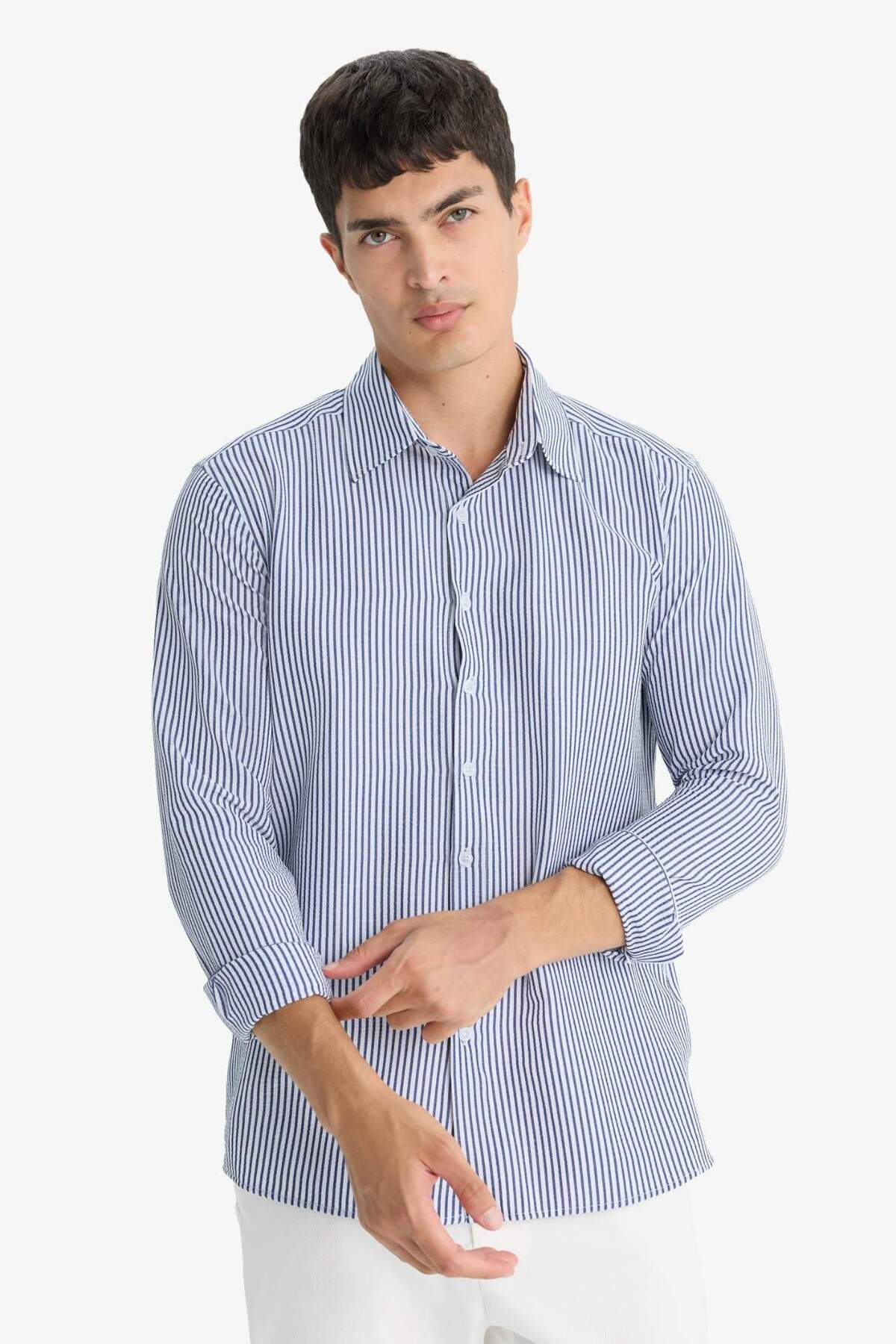 Defacto  Modern Fit Polo Yaka Çizgili Krinkıl Kumaş Gofre Desenli Uzun Kollu Gömlek D6003AX24AU - Görsel 3