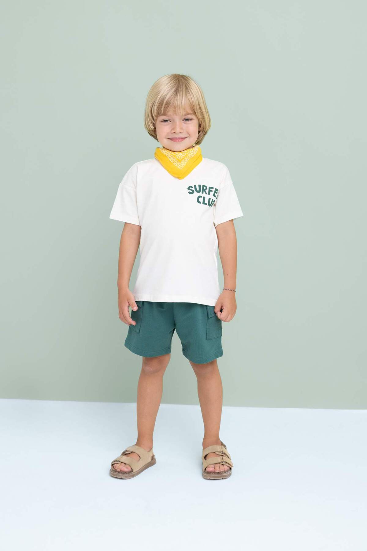 Defacto Cepli Şort Erkek Bebek C9195A524SM fotoğrafı 2 (önizleme)