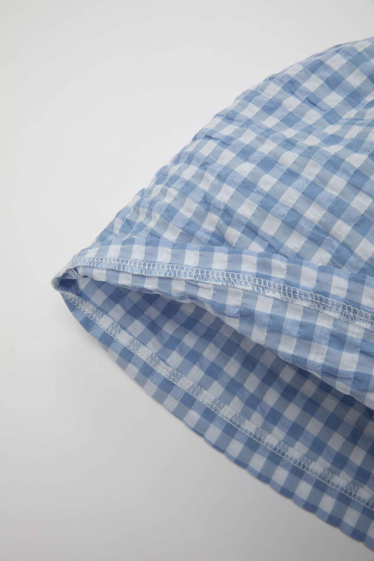 Defacto Kareli Kolsuz Krinkıl Elbise Kız Bebek D0603A524SM fotoğrafı 3 (önizleme)