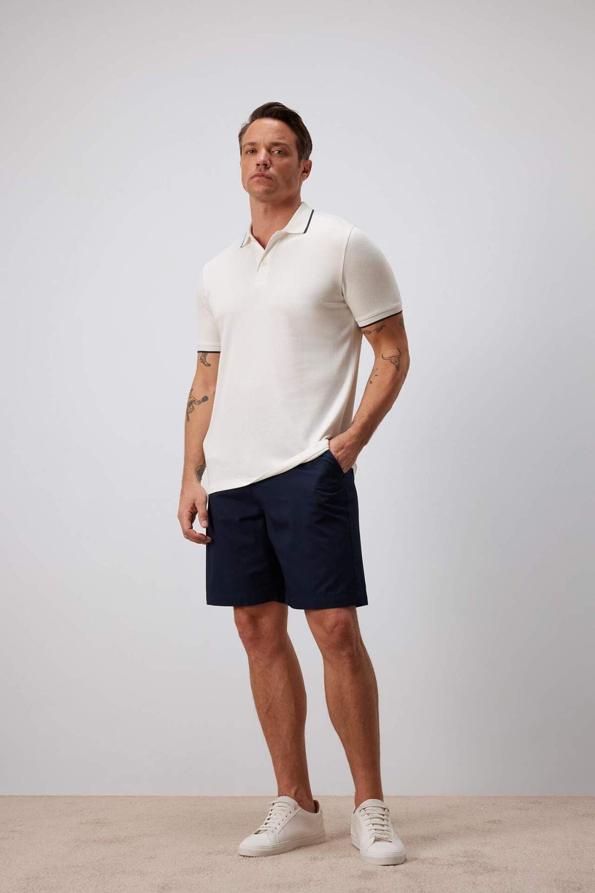 Defacto  Regular Fit Gabardin Bermuda Şort C7684AX24SM