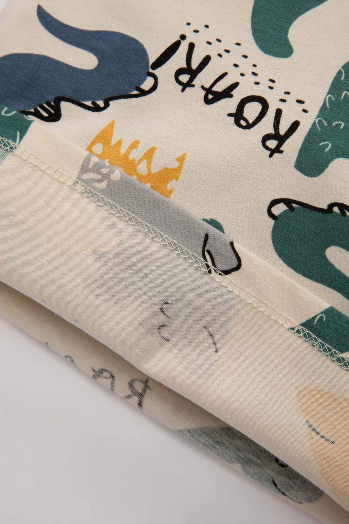 Defacto Erkek Bebek 2li Takım Dinazor Baskılı Bisiklet Yaka Kısa Kollu Tişört Şort C7861A524SM fotoğrafı 4 (önizleme)