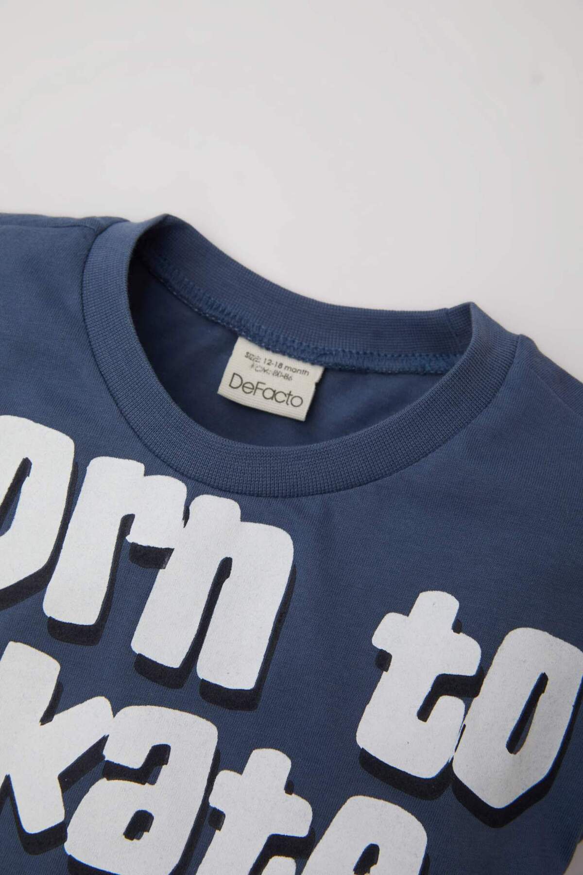 Defacto Erkek Bebek 2li Takım Baskılı Kısa Kollu Tişört Beli Lastikli Şort C6092A524SM fotoğrafı 3 (önizleme)