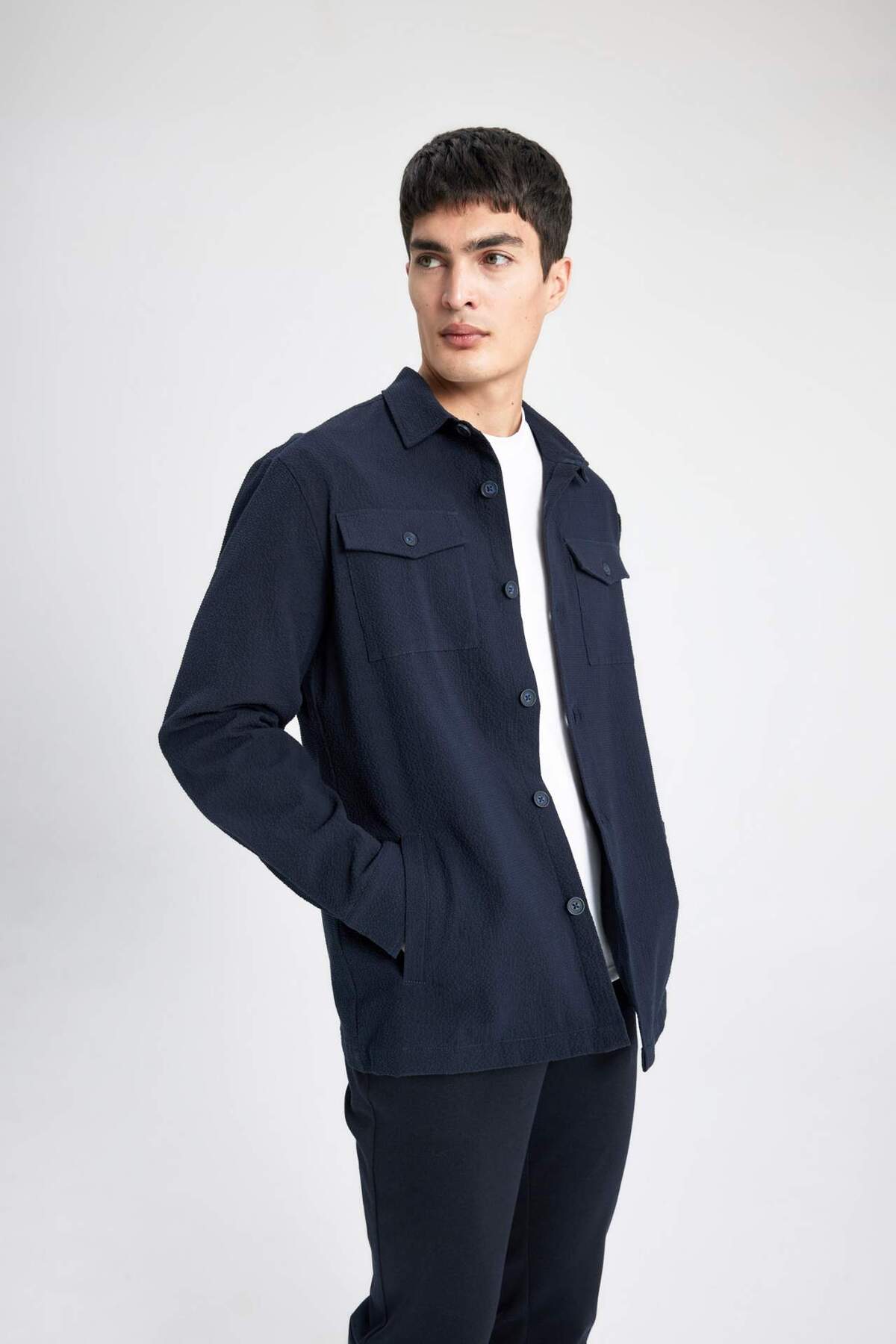 DeFacto Regular Fit Polo Yaka Gofre Dokulu Gömlek Ceket B6682AX24SP görsel 4