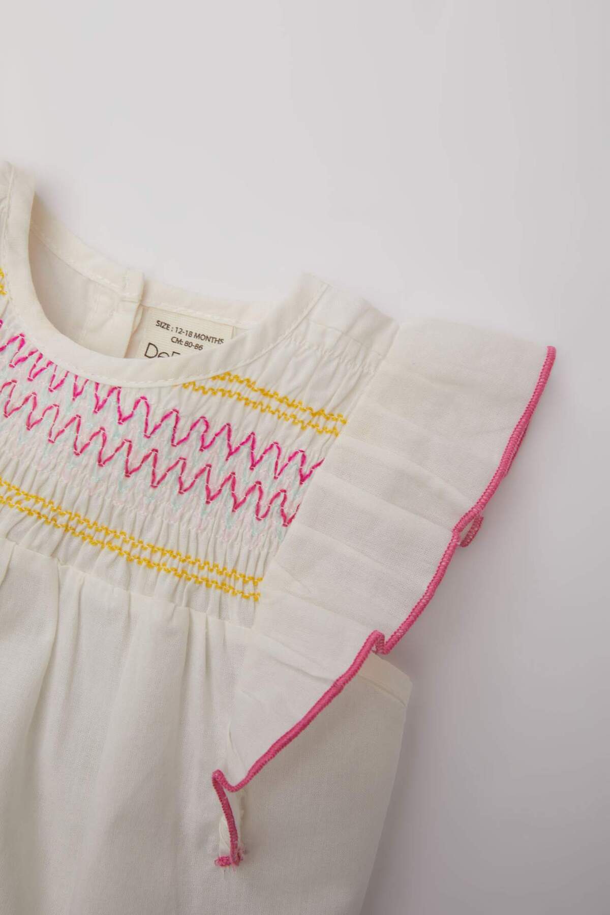 Defacto Bisiklet Yaka Vual Kısa Kollu Gömlek Kız Bebek C5188A524SM fotoğrafı 2 (önizleme)