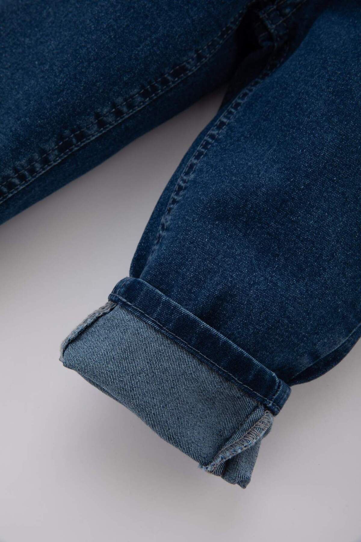 Defacto Erkek Bebek 2li Takım Jean Pantolon Pantolon Askısı B6741A524SP fotoğrafı 3 (önizleme)