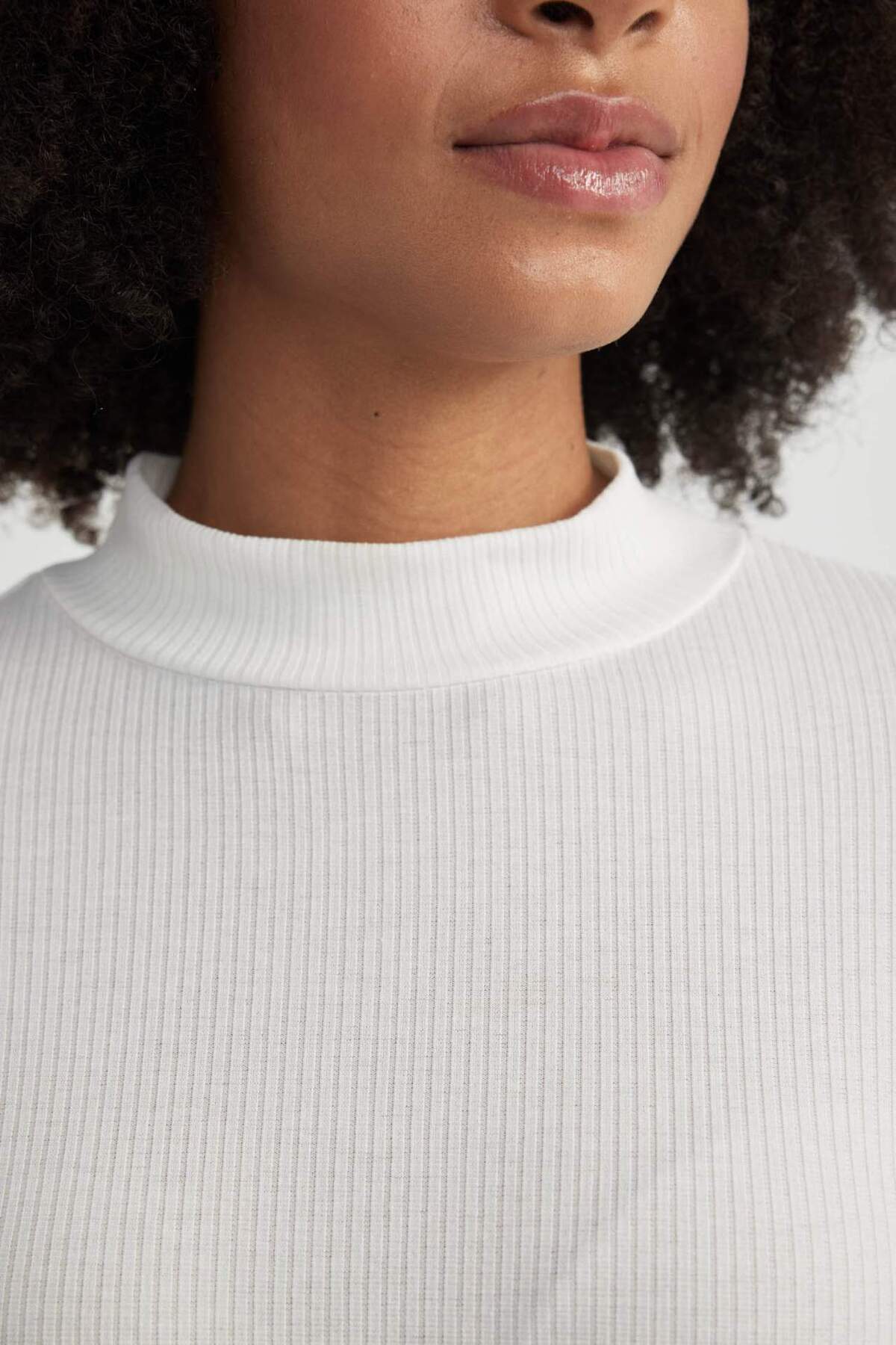 Defacto Regular Fit Basic Düz Ribana Uzun Kollu Hamile Üst C1025AX23WN fotoğrafı 4 (önizleme)