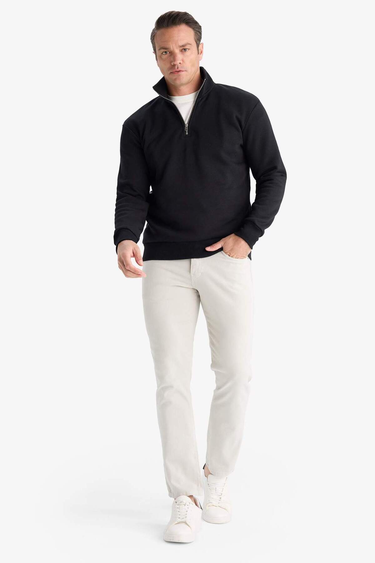 Defacto  Comfort Regular Fit Rahat Kalıp Fermuarlı Dik Yaka Basic Düz Sweatshirt X7405AZ22AU - Görsel 4