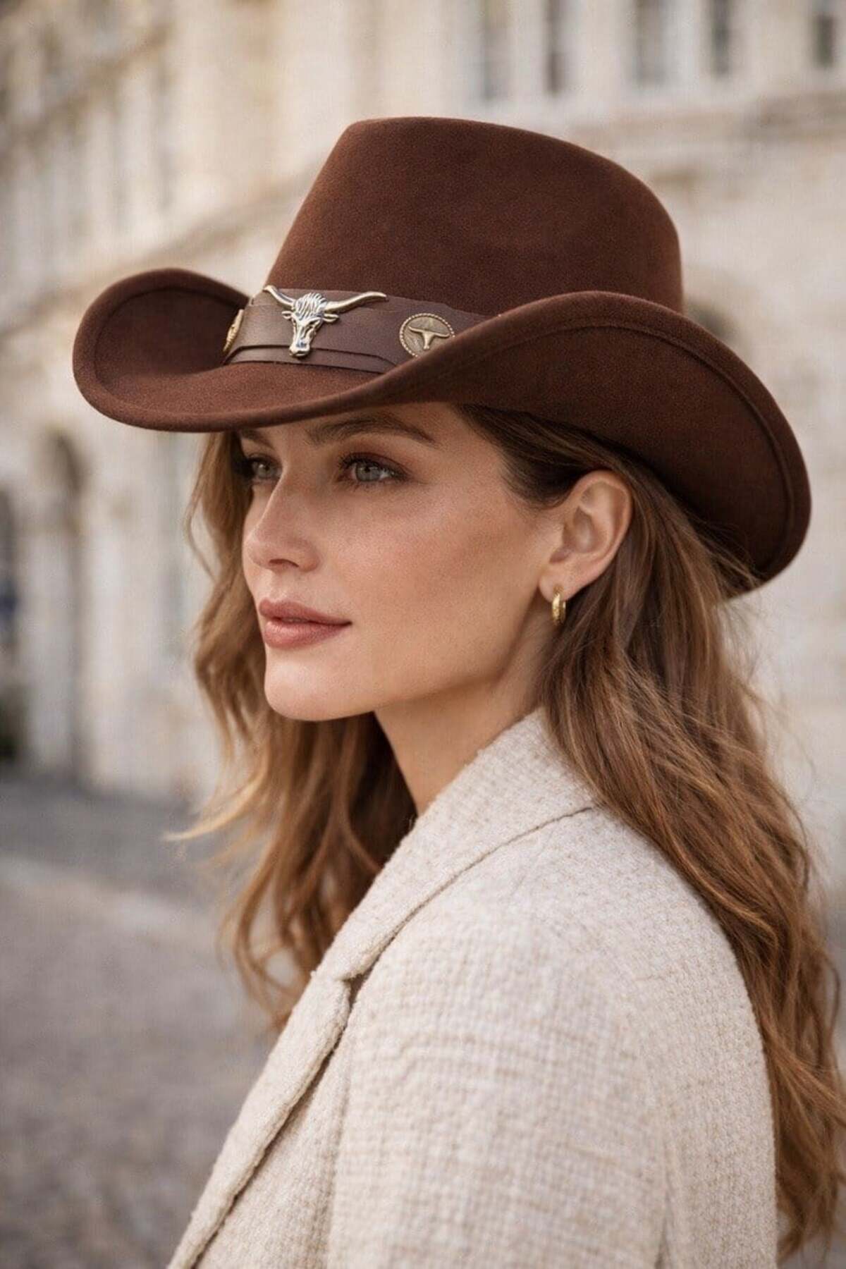 Külah Deri Şeritli Boğa Figürlü Fötr Şapka Premium Classic Western Festival Beach Rave Hat görsel 2