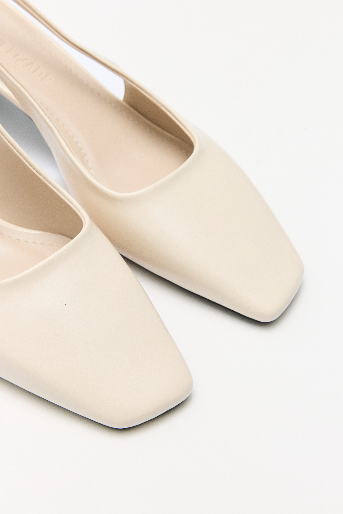 LUTVELIZADE  Topuklu 2504 - Asimetrik Küt Kemik Kadın Topuklu - Görsel 6