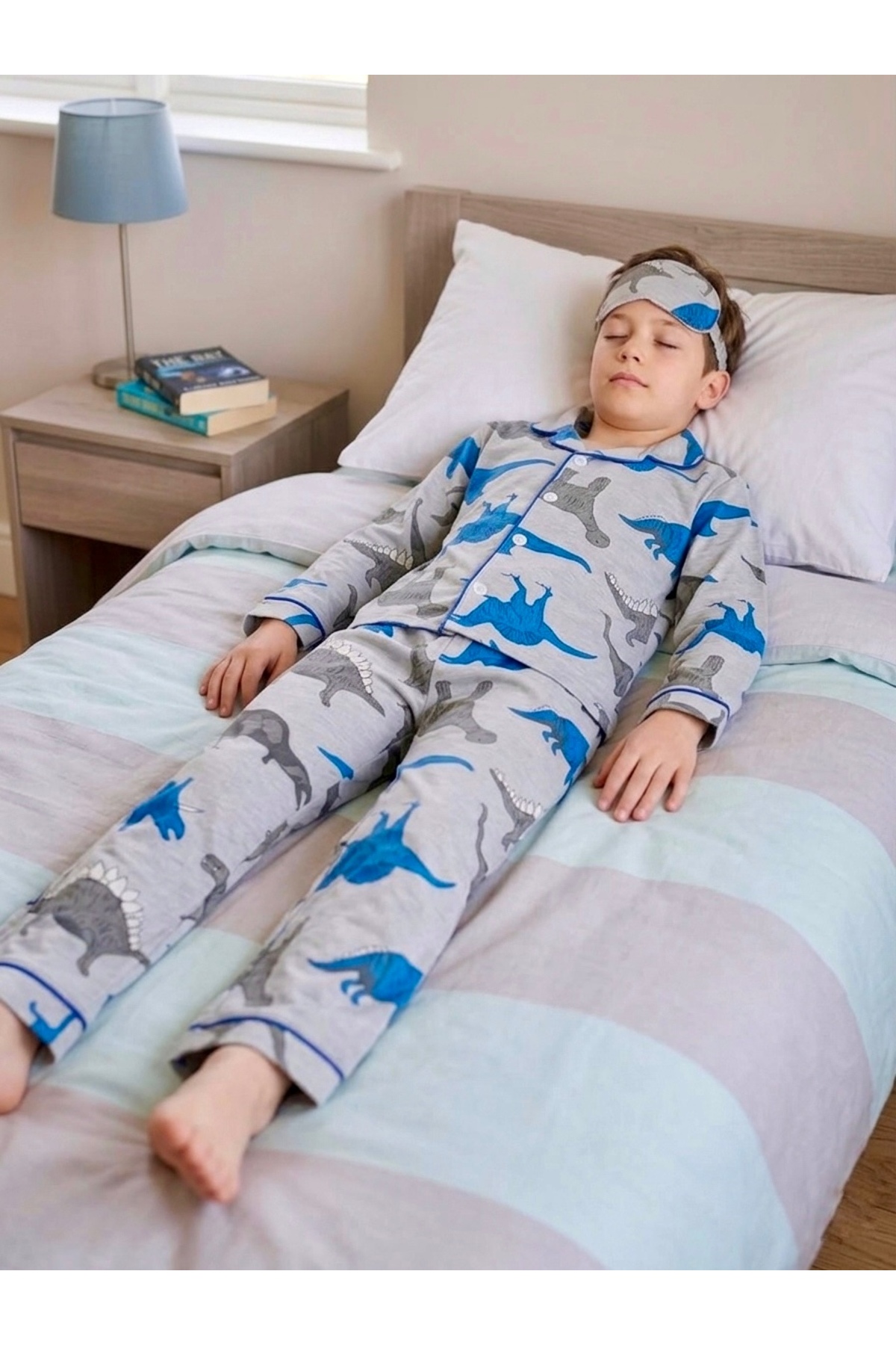 Enie Erkek Çocuk Dinazor Desenli Gri 95% Pamuk Rahat Kalıp Pijama Takımı + Göz Bandı fotoğrafı 6 (önizleme)