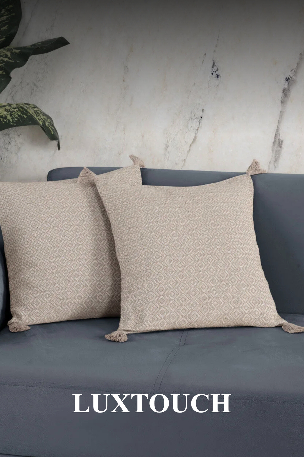 Bergama Beige 2-Piece Pompom Pillowcase 45 x 45 cm Pillowcase Cushion Cover with Zipper Tassel