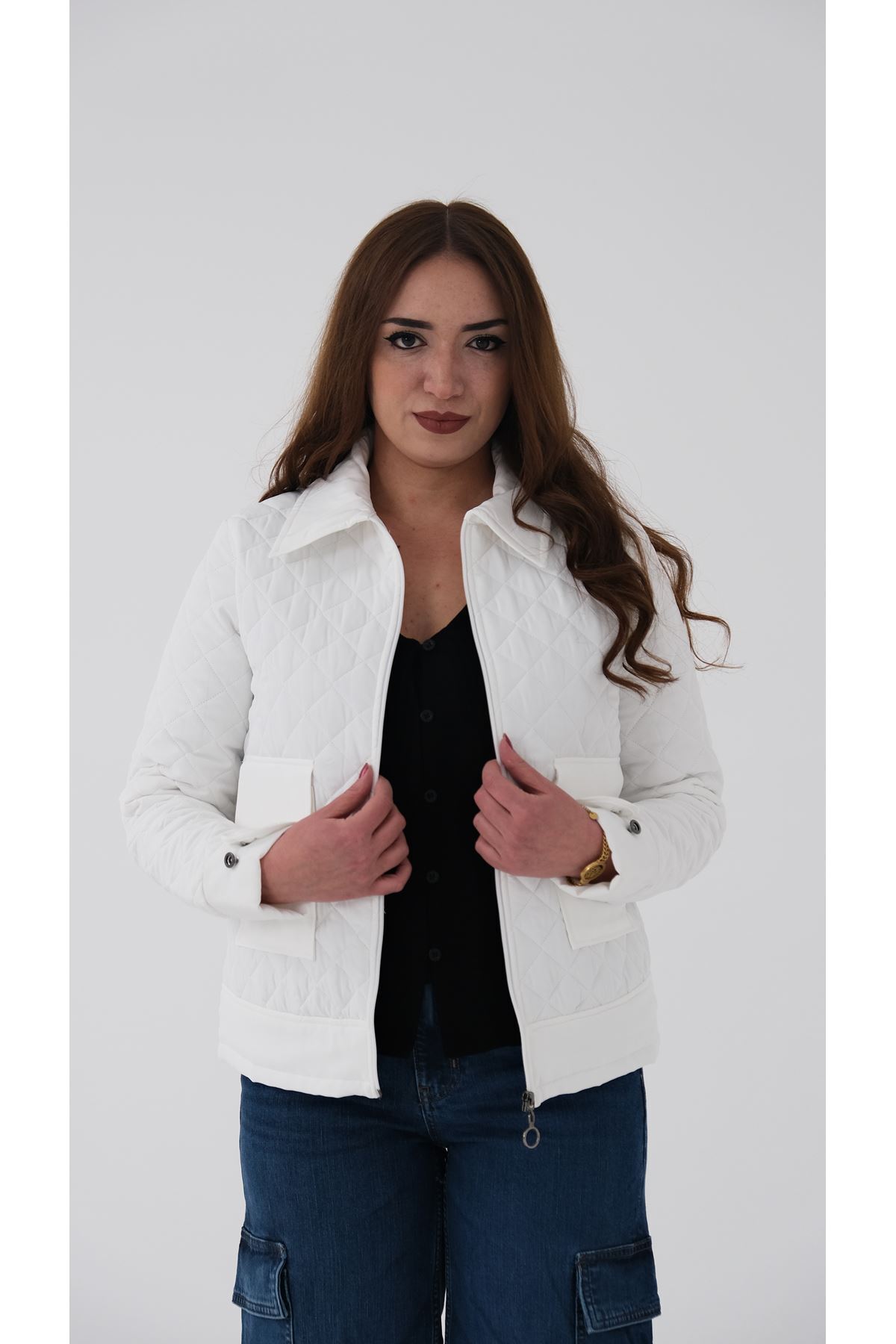 Blues Outlet  KADIN ÖNDEN CEPLİ MARKA KAPİTONE MONT-BEYAZ