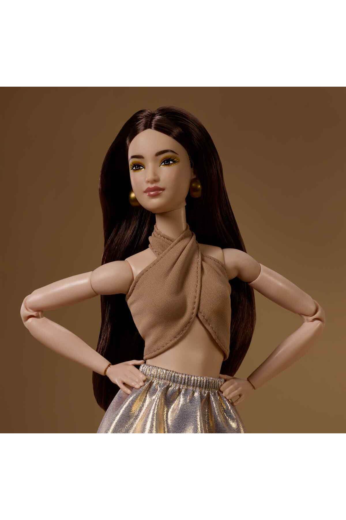 Barbie Signature Basics İkonik Koleksiyon Bebeği Model 06 JJX25