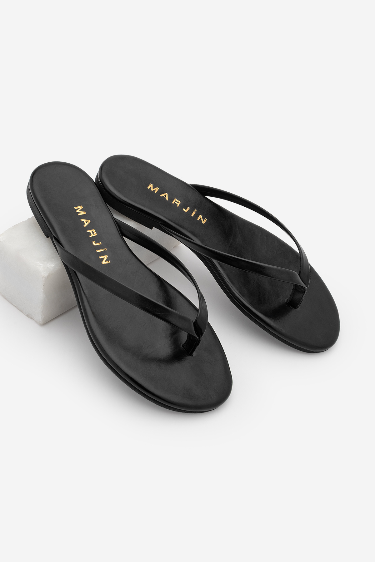 Women's Thin Band Round Toe Casual Slippers Navisa Black