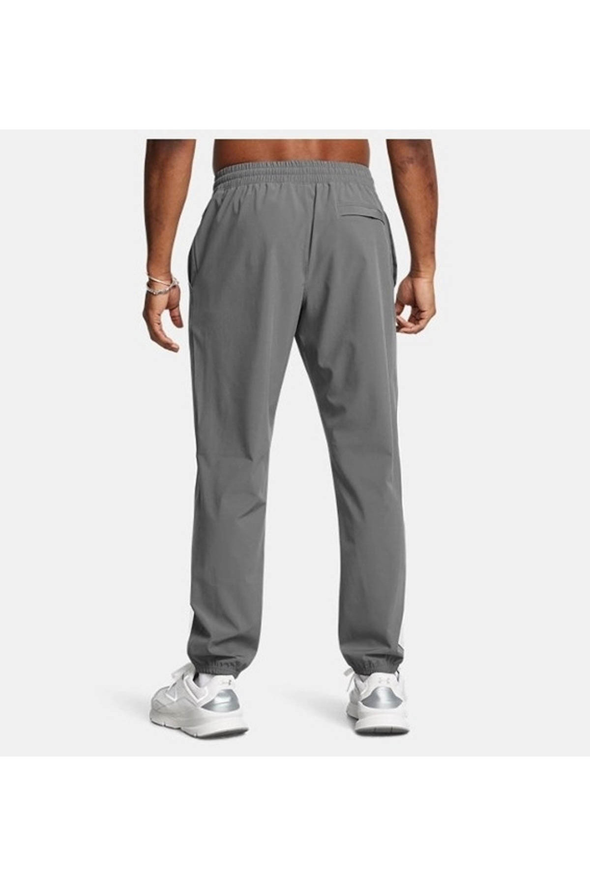 شلوار جین ورزشی مردانه Ua Vibe Woven Jogger رنگ خاکستری 1386557-025