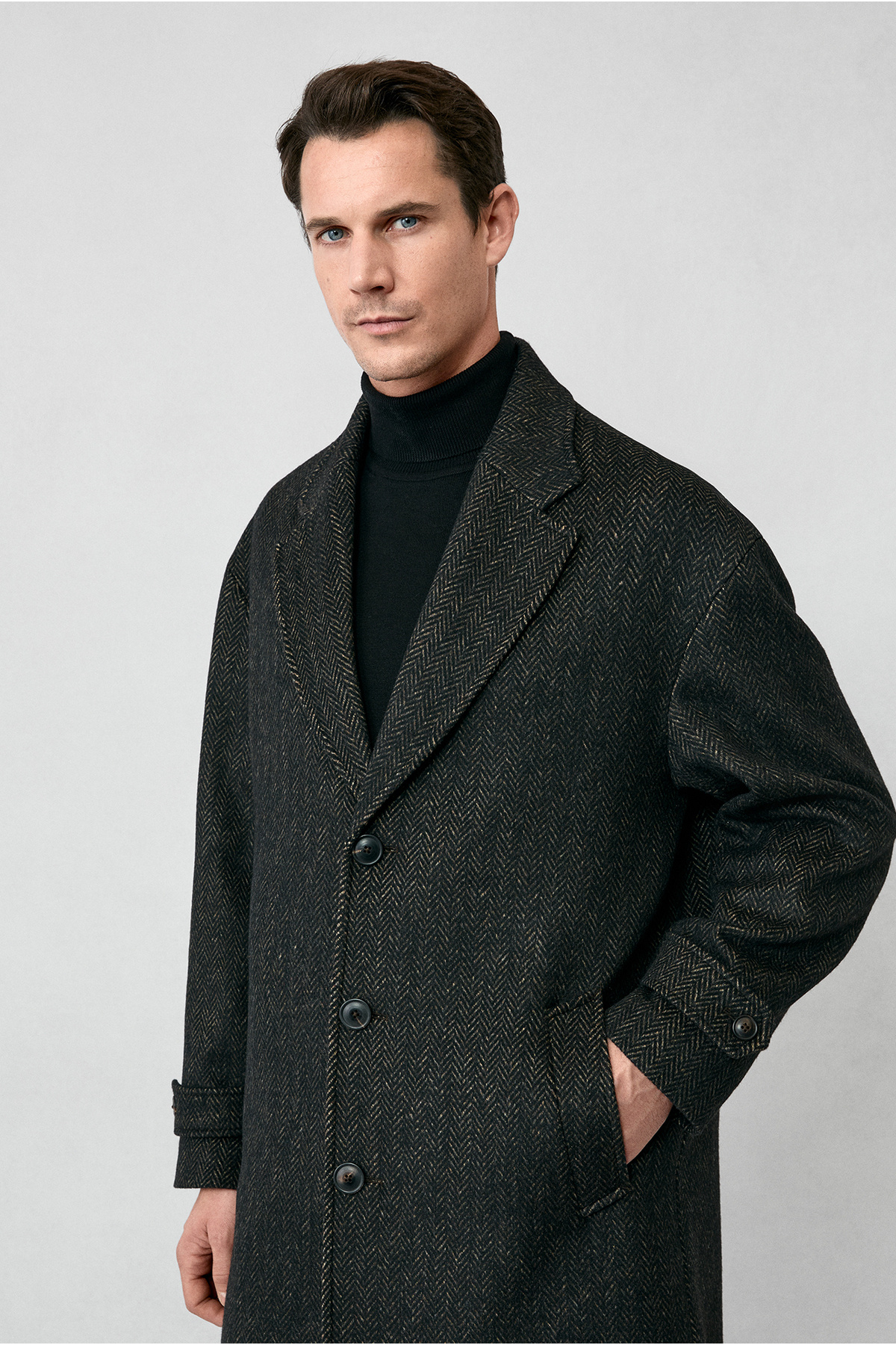 Kiğılı  Oversize Ekstra Rahat Kesim Apoletli Cepli Desenli Yünlü Palto - Görsel 4