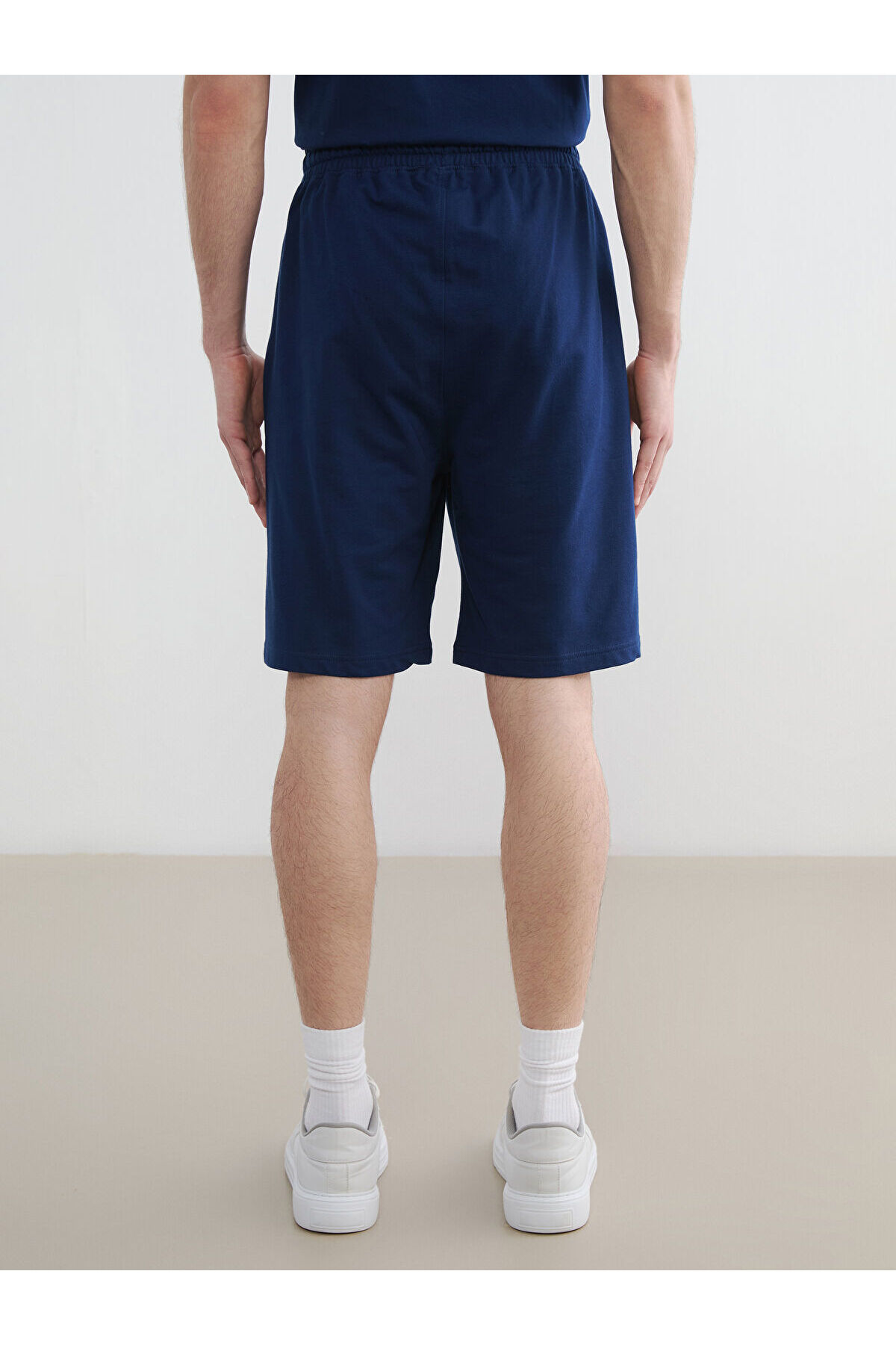 LC Waikiki  Standart Kalıp Erkek Şort - Görsel 4