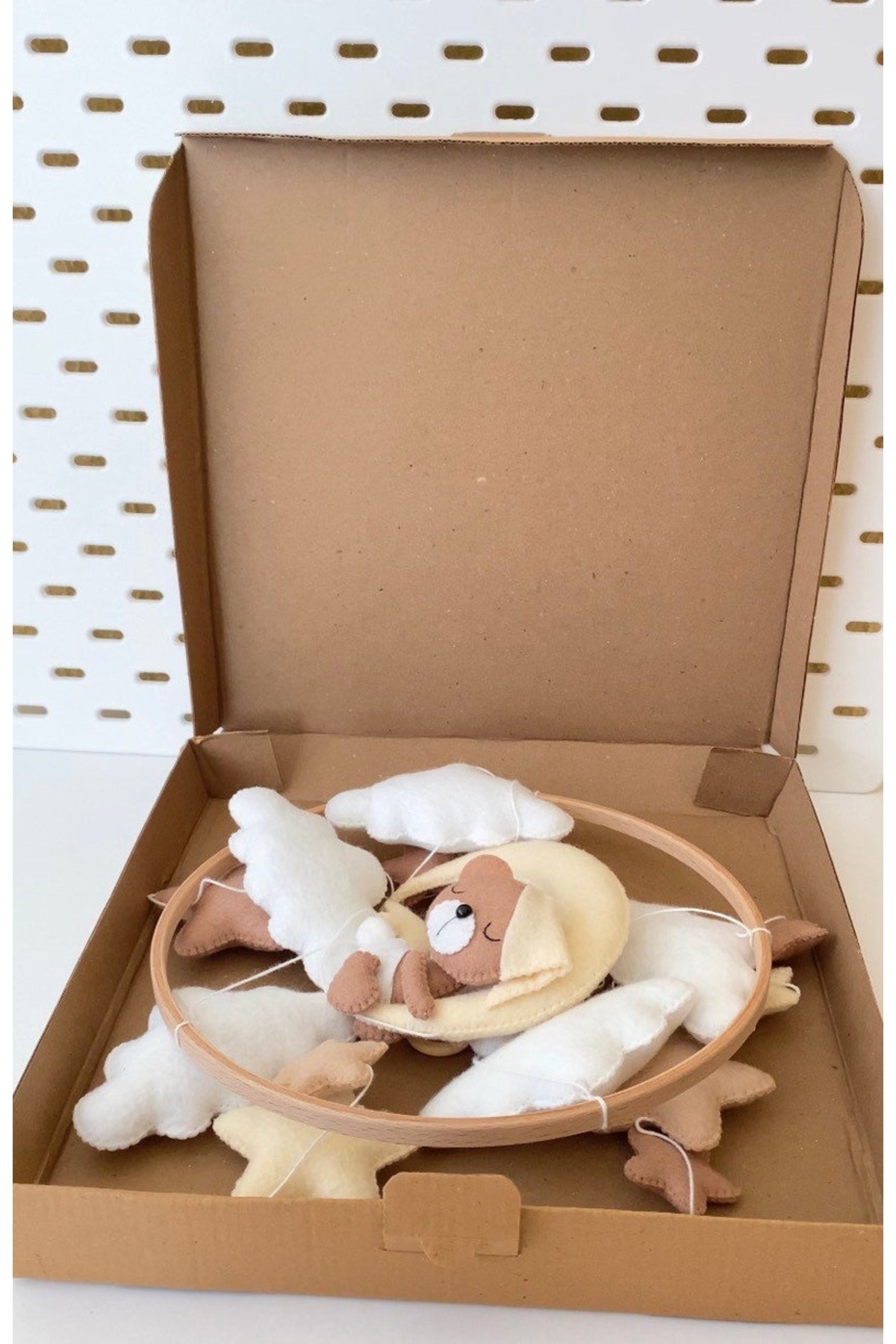 TREND METFİQ DECORATİON Montessori Uyumlu Yenidoğan Uyku Arkadaşı El Yapımı Keçe Bebek Dönencesi müzikli oda baby fotoğrafı 2 (önizleme)